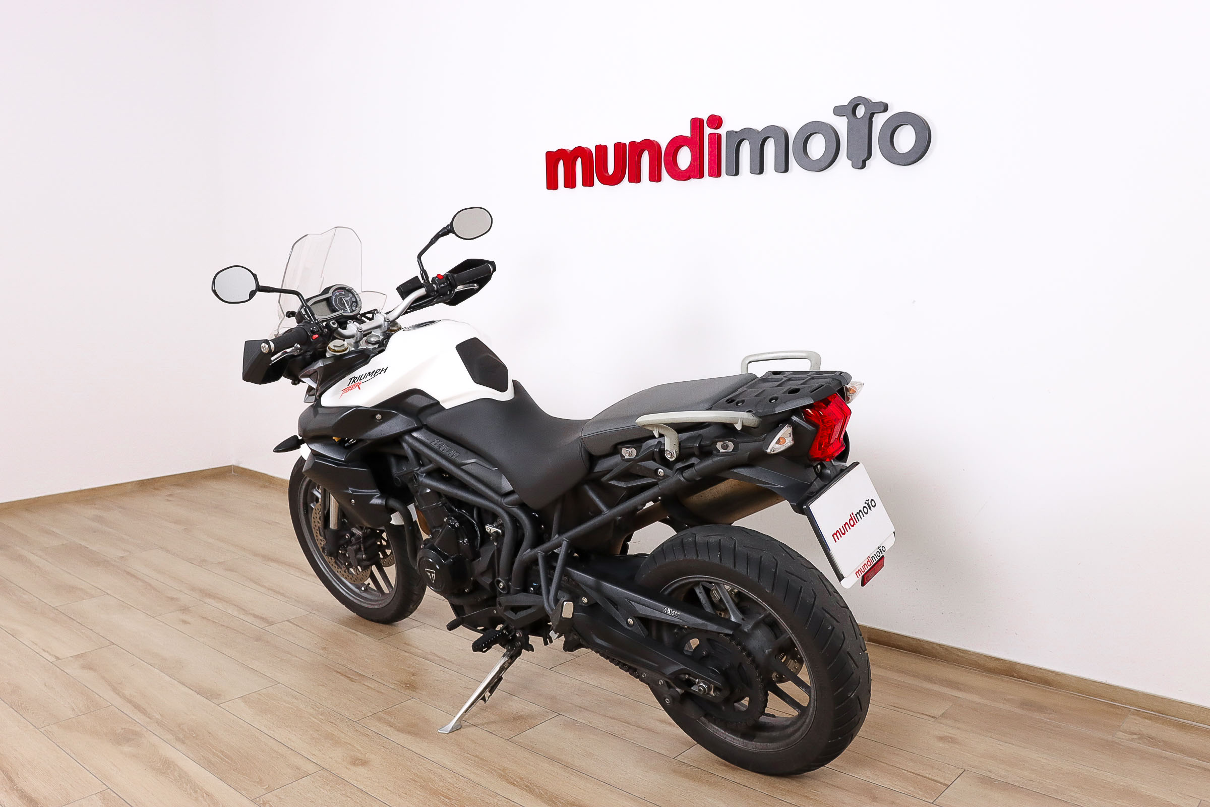 TRIUMPH TIGER 800TRIUMPH8 TRIUMPH TIGER 800TRIUMPH8