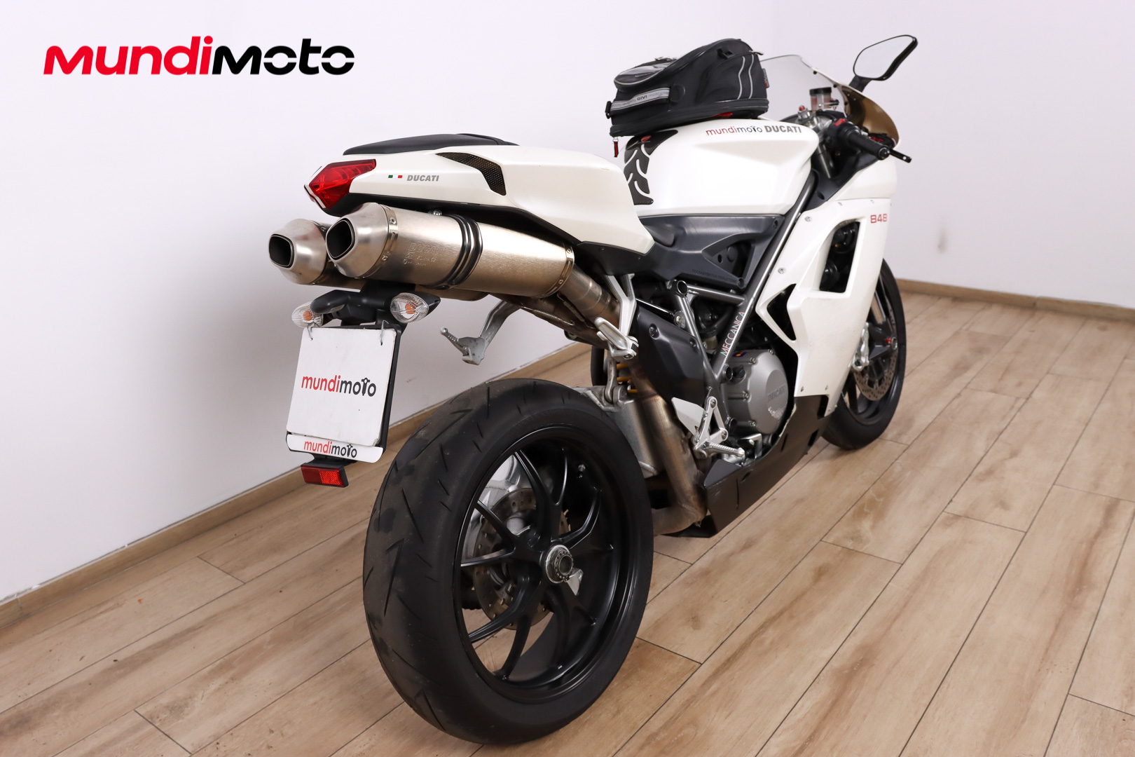 DUCATI 848 SuperbikeDUCATI1 DUCATI 848 SuperbikeDUCATI1