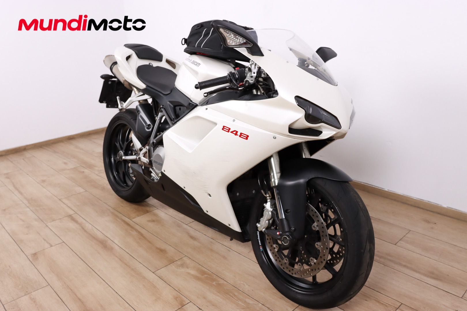 DUCATI 848 SuperbikeDUCATI2 DUCATI 848 SuperbikeDUCATI2