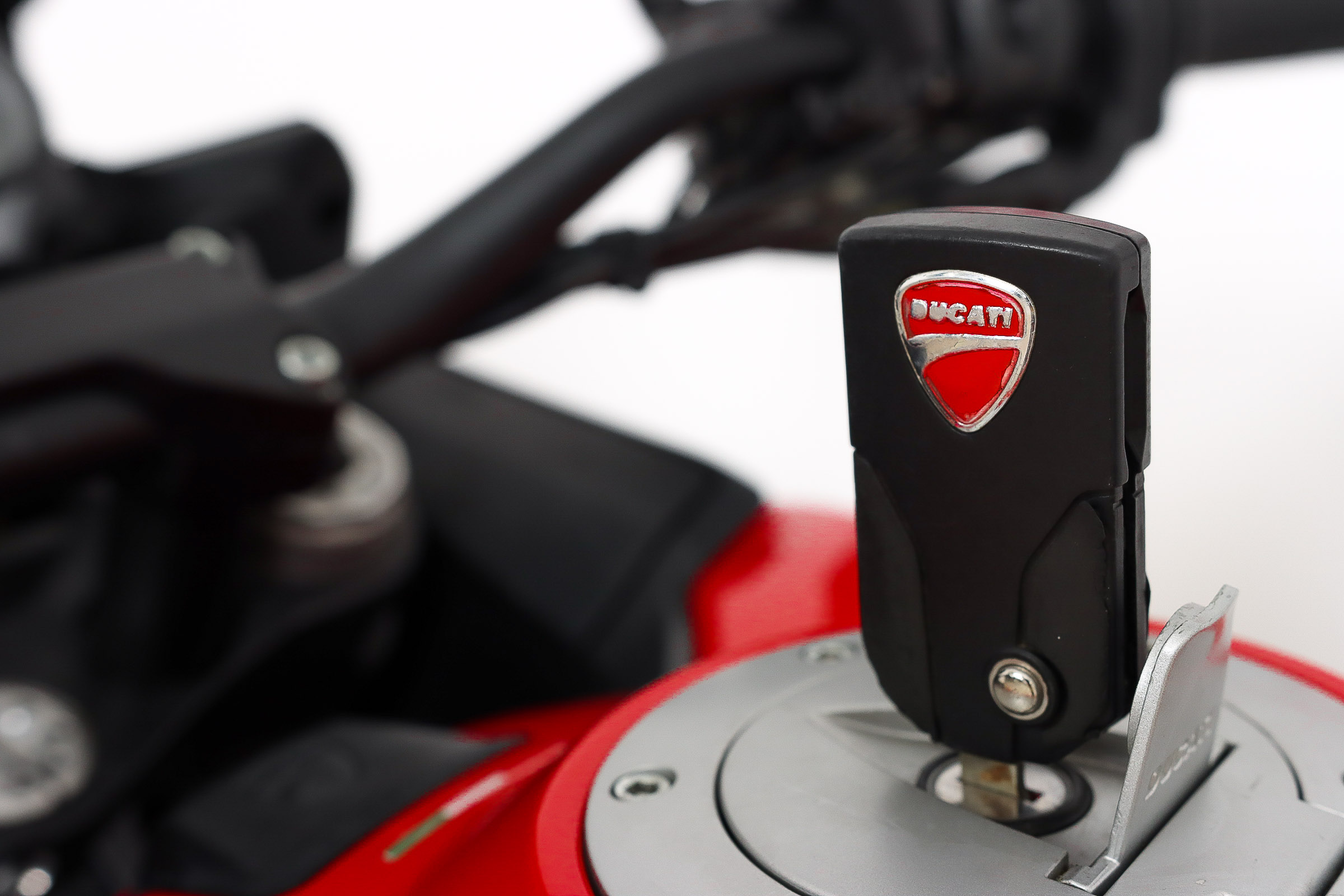 DUCATI MULTISTRADA 1200 S Pikes PeakDUCATI14 DUCATI MULTISTRADA 1200 S Pikes PeakDUCATI14