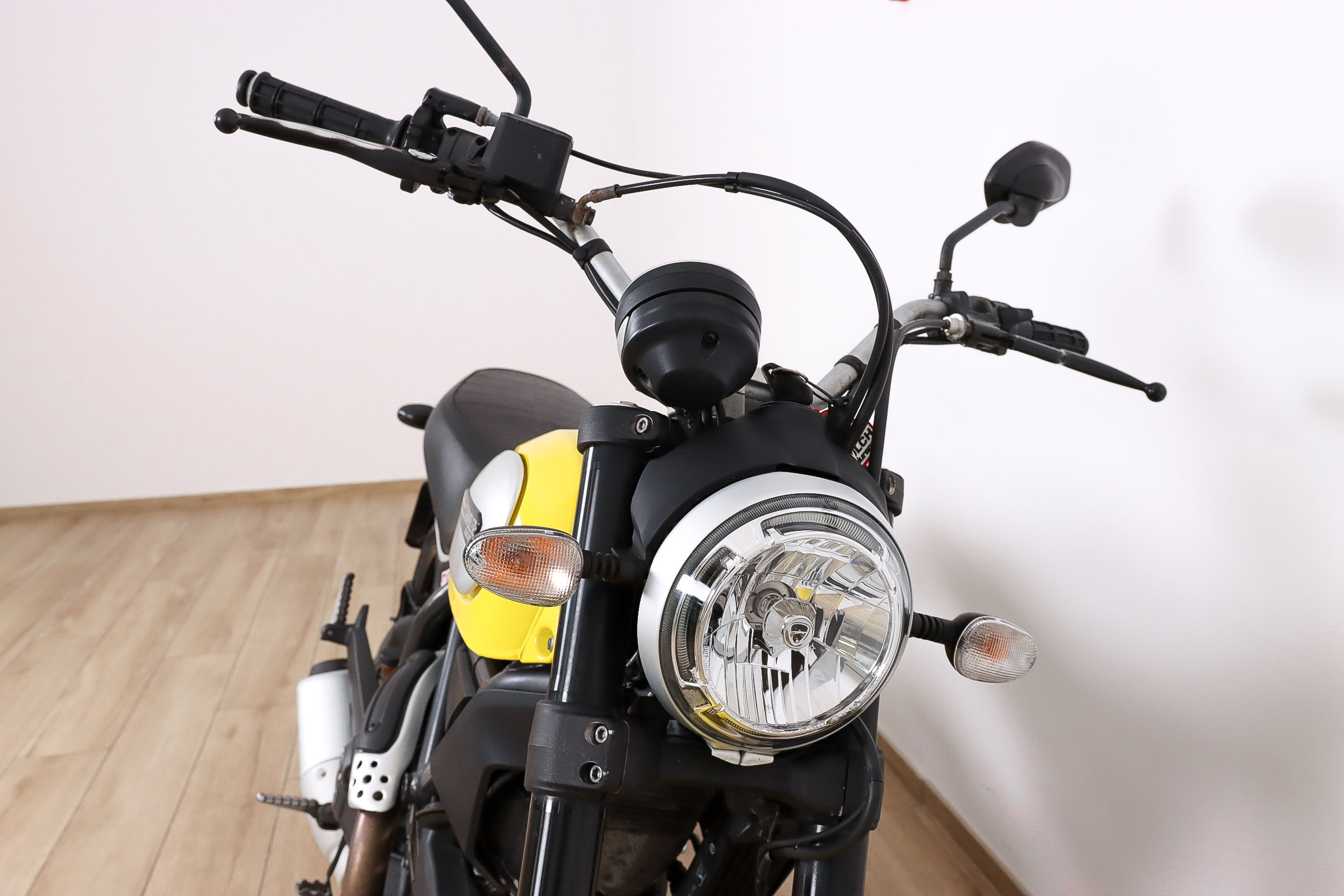 DUCATI Scrambler IconDUCATI3 DUCATI Scrambler IconDUCATI3