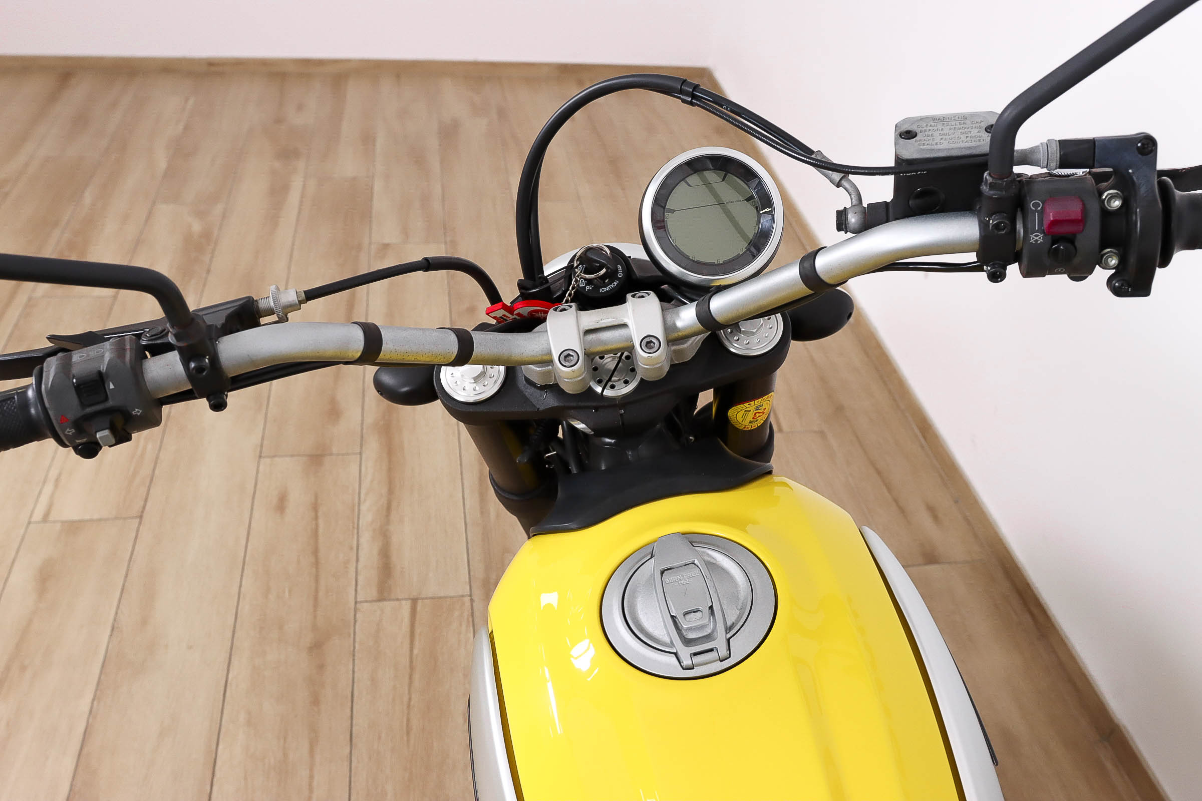 DUCATI Scrambler IconDUCATI11 DUCATI Scrambler IconDUCATI11