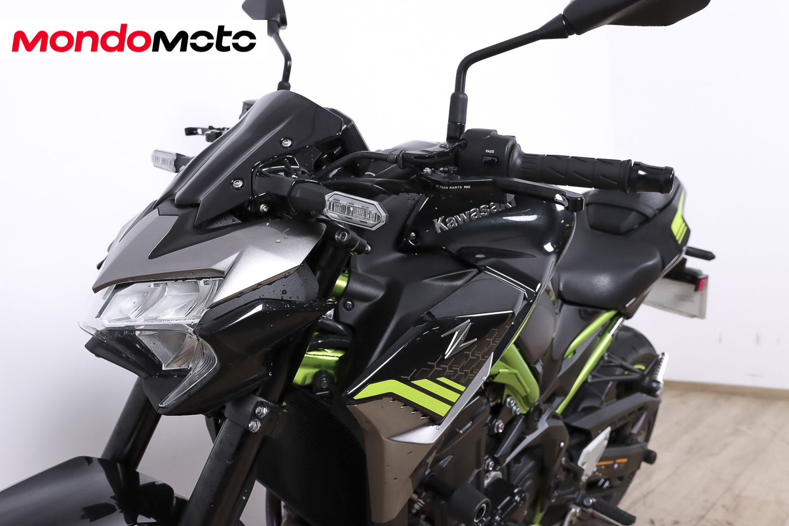 KAWASAKI Z 900KAWASAKI10 KAWASAKI Z 900KAWASAKI10