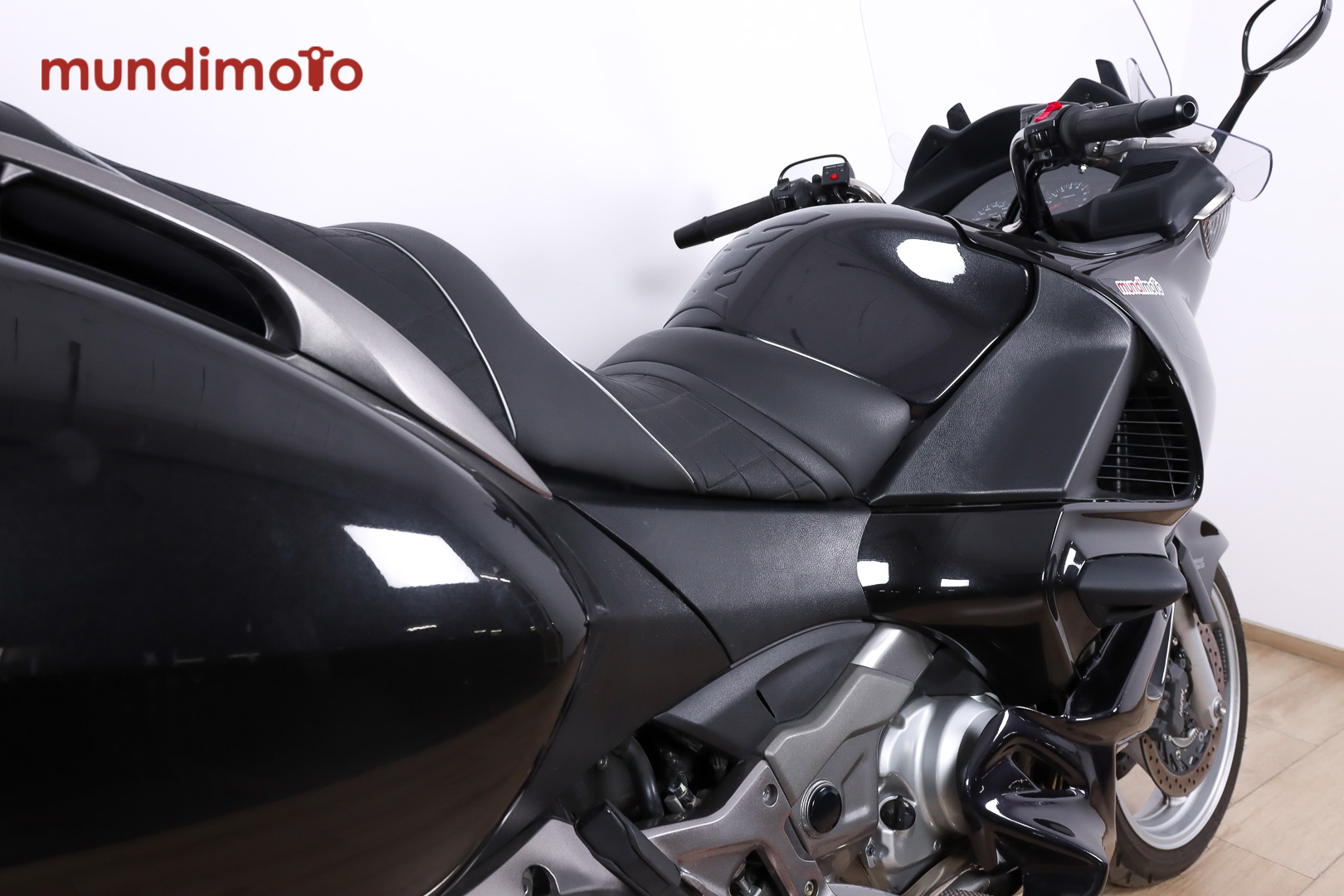 HONDA NT 700 V DEAUVILLEHONDA3 HONDA NT 700 V DEAUVILLEHONDA3