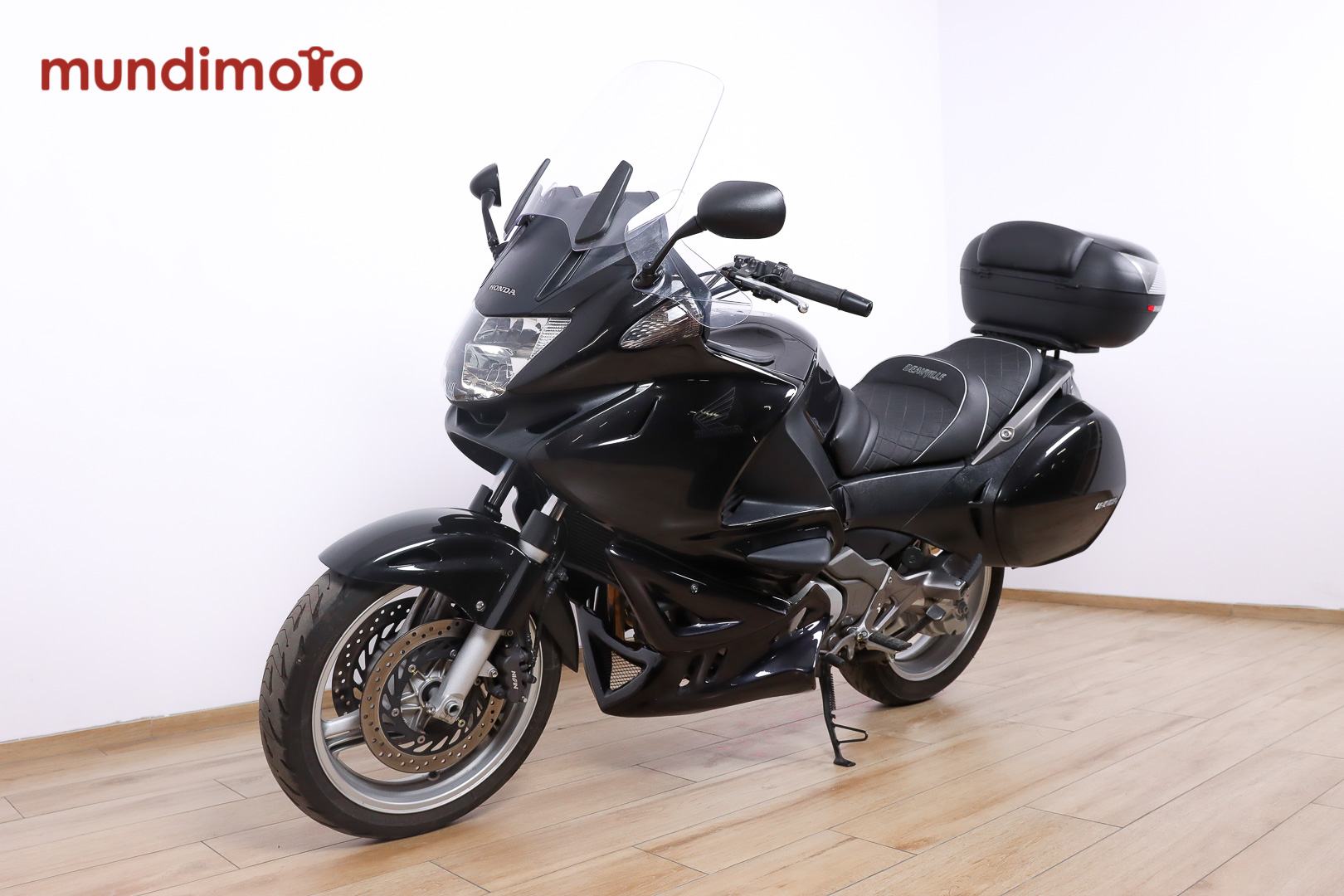 HONDA NT 700 V DEAUVILLEHONDA8 HONDA NT 700 V DEAUVILLEHONDA8