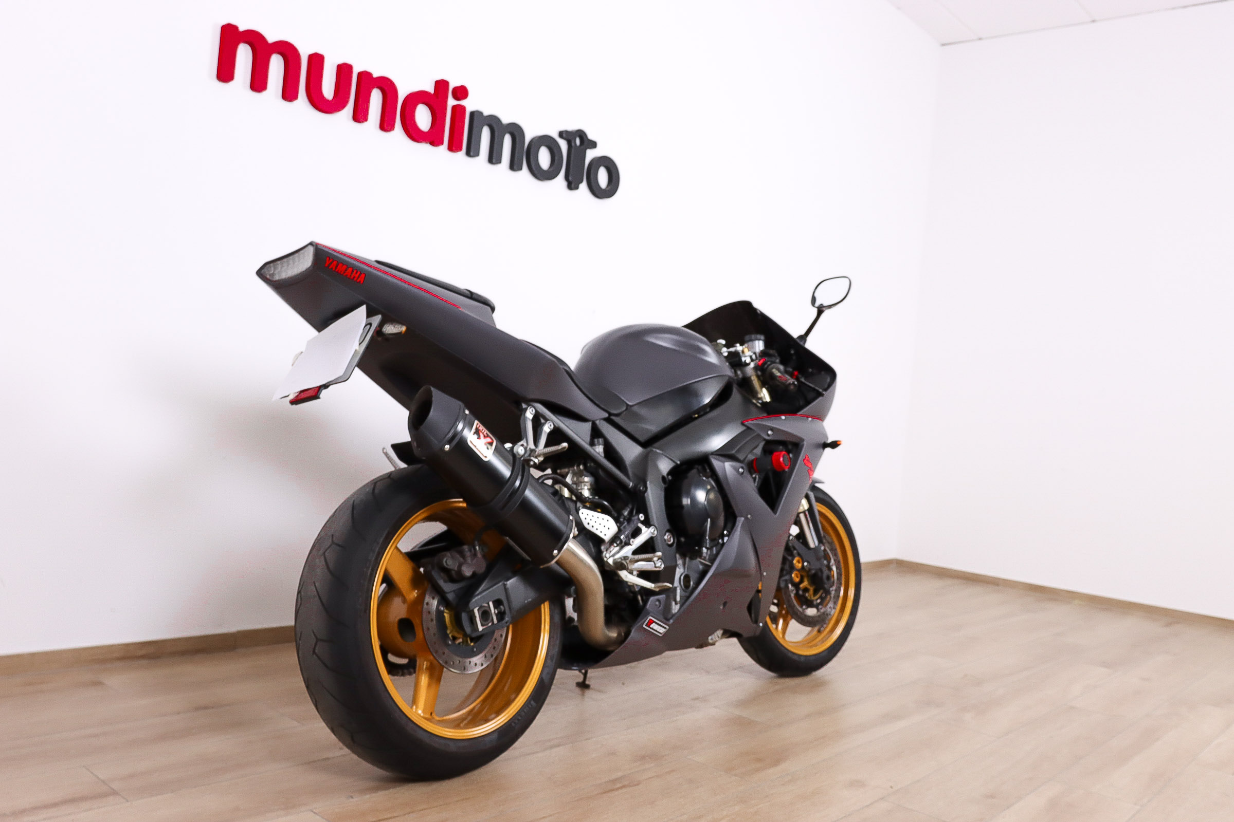 YAMAHA YZF R1YAMAHA6 YAMAHA YZF R1YAMAHA6
