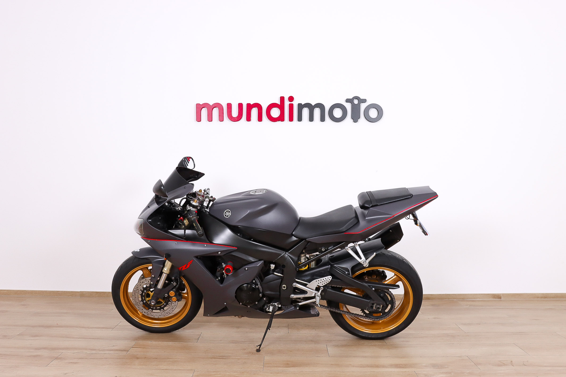 YAMAHA YZF R1YAMAHA7 YAMAHA YZF R1YAMAHA7