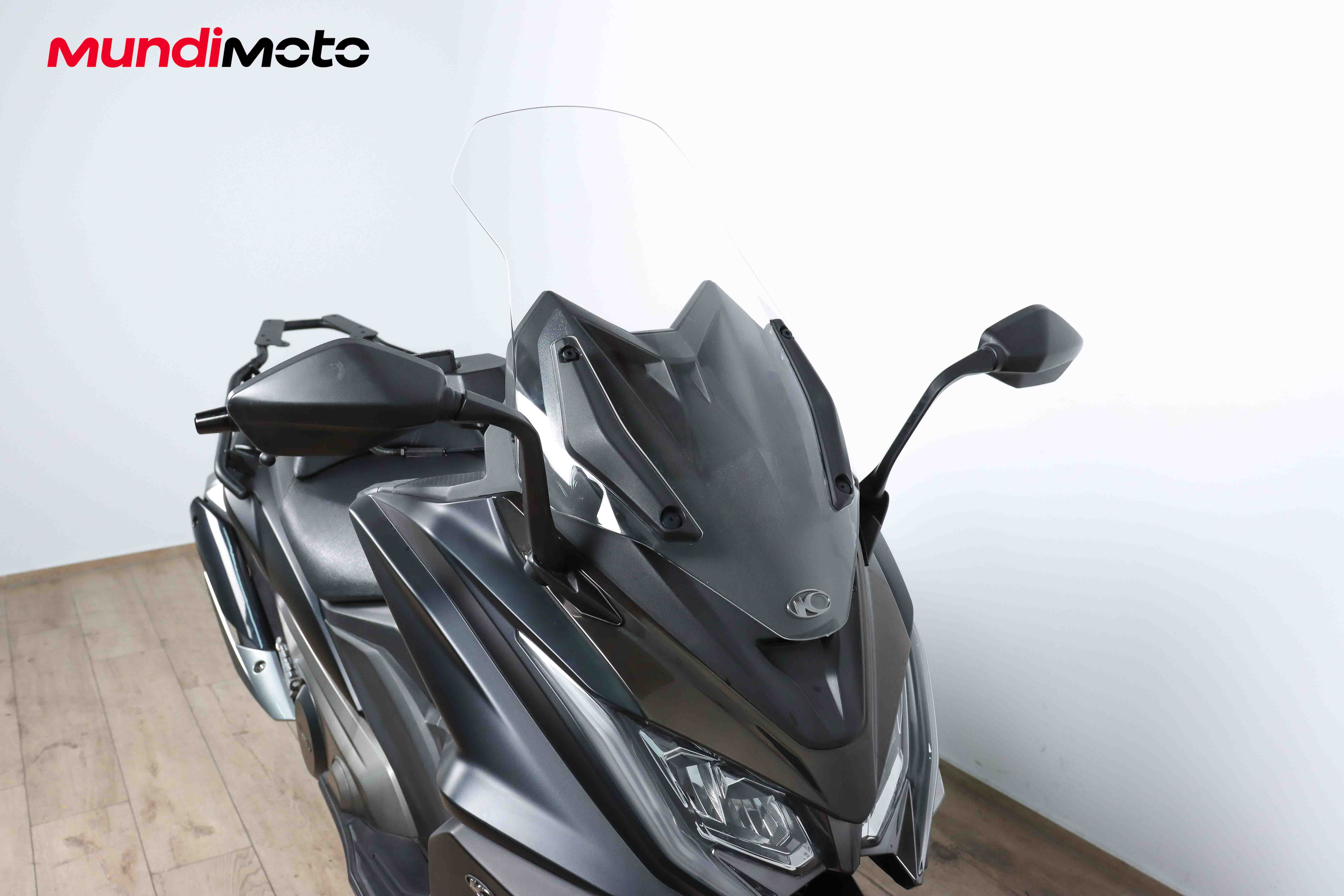 KYMCO AK 550KYMCO3 KYMCO AK 550KYMCO3