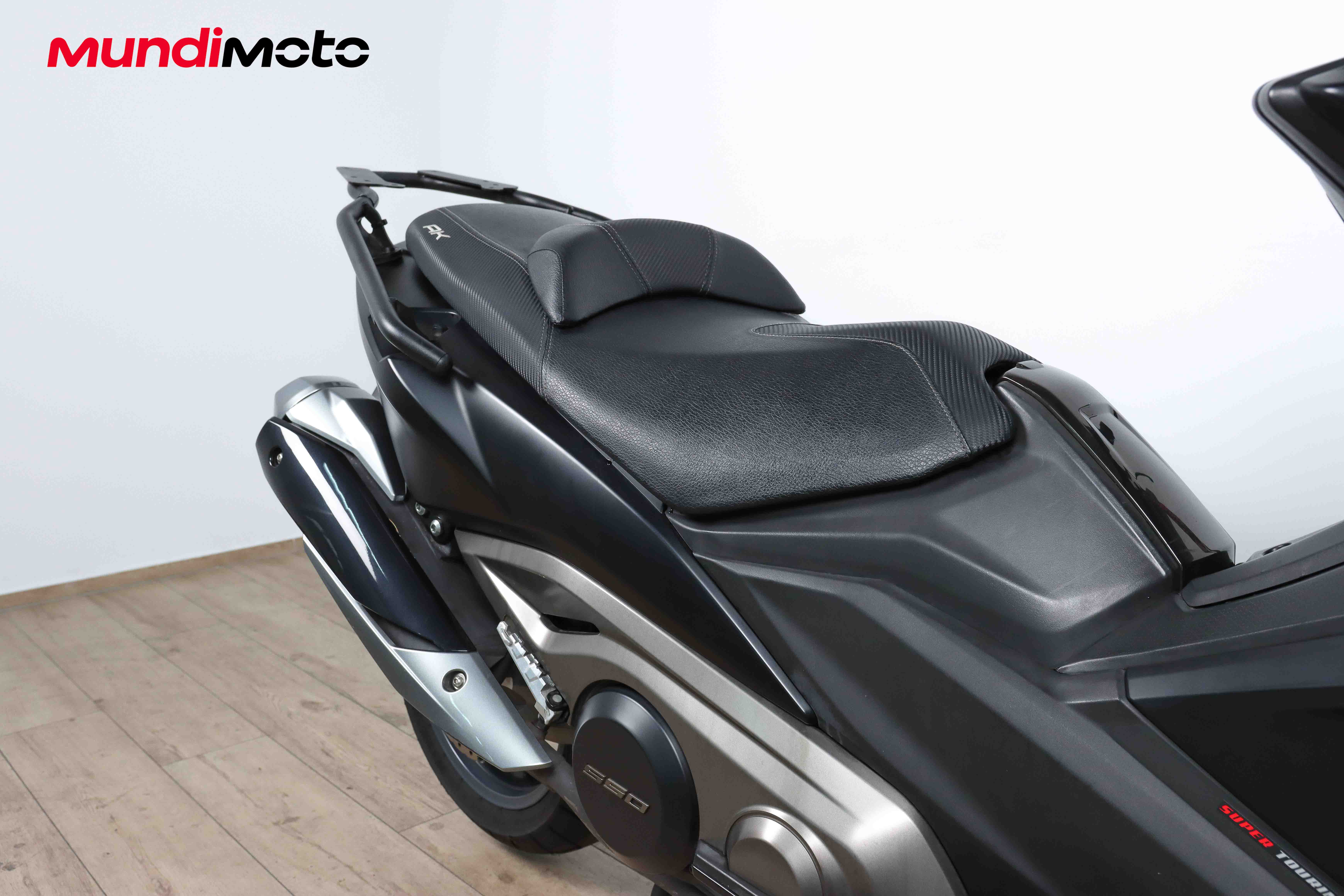 KYMCO AK 550KYMCO6 KYMCO AK 550KYMCO6