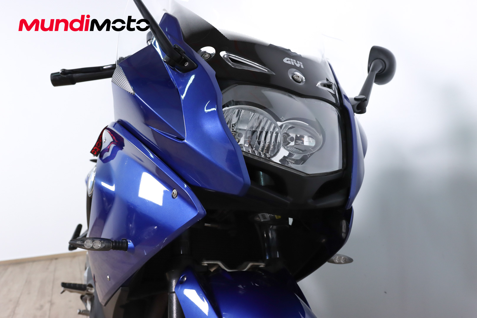 BMW F 800 GTBMW6 BMW F 800 GTBMW6