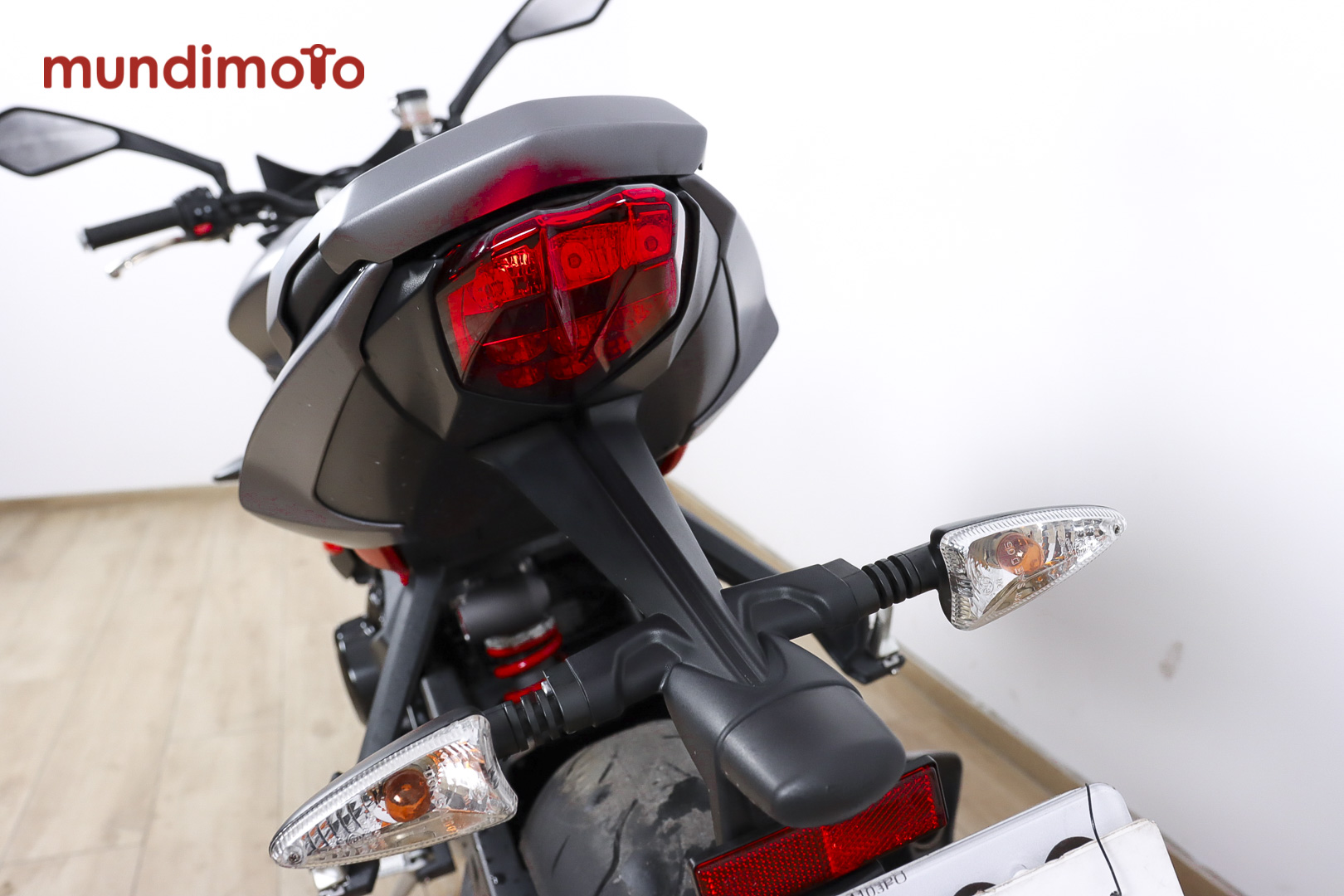 TRIUMPH Street Triple R ABSTRIUMPH9 TRIUMPH Street Triple R ABSTRIUMPH9
