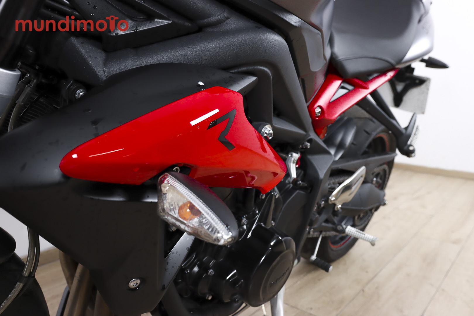 TRIUMPH Street Triple R ABSTRIUMPH11 TRIUMPH Street Triple R ABSTRIUMPH11