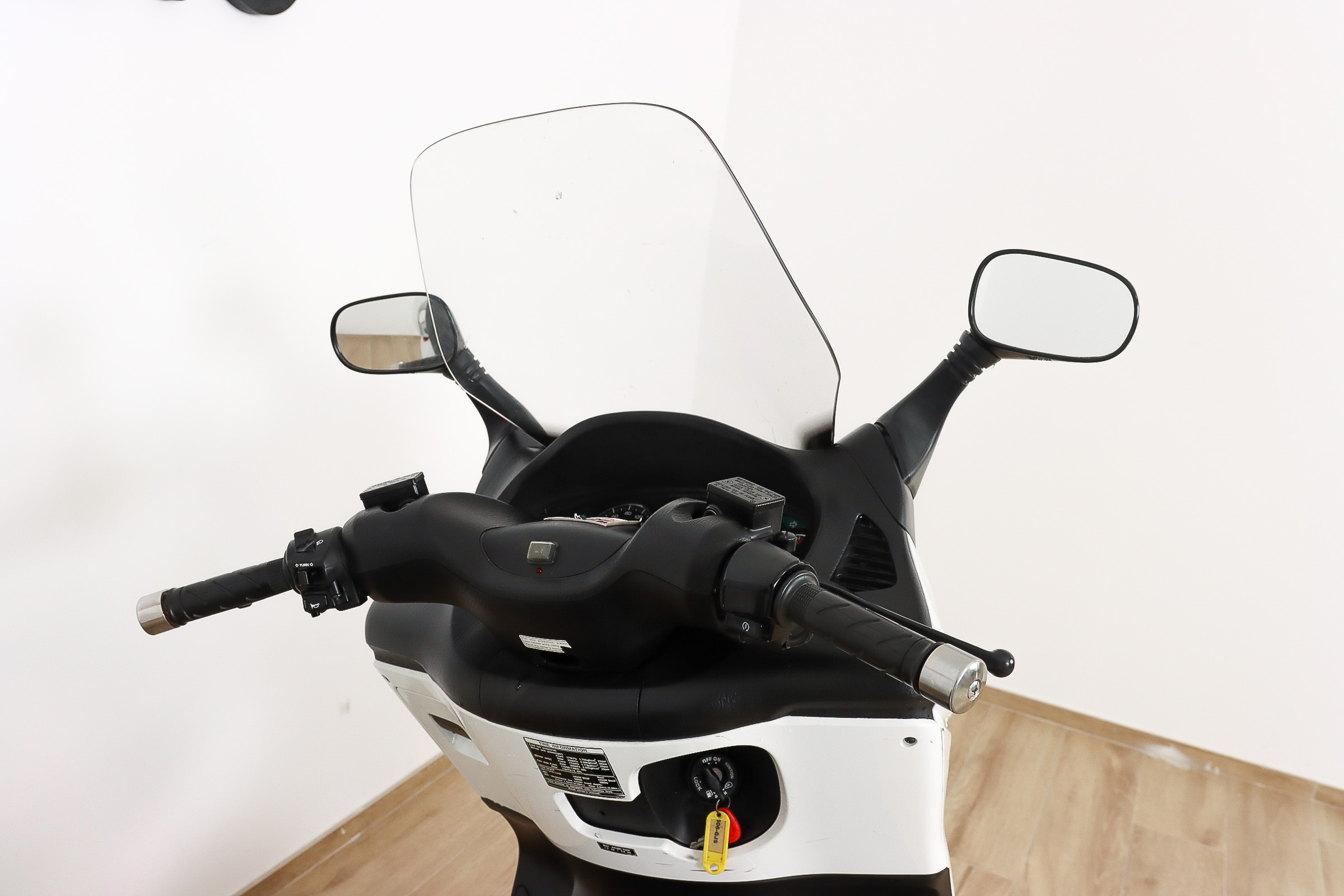 HONDA S-WING 125 promoHONDA4 HONDA S-WING 125 promoHONDA4