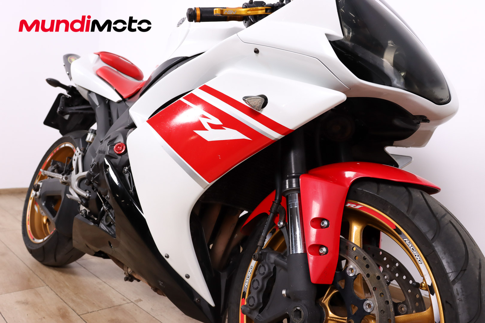 YAMAHA YZF R1YAMAHA3 YAMAHA YZF R1YAMAHA3