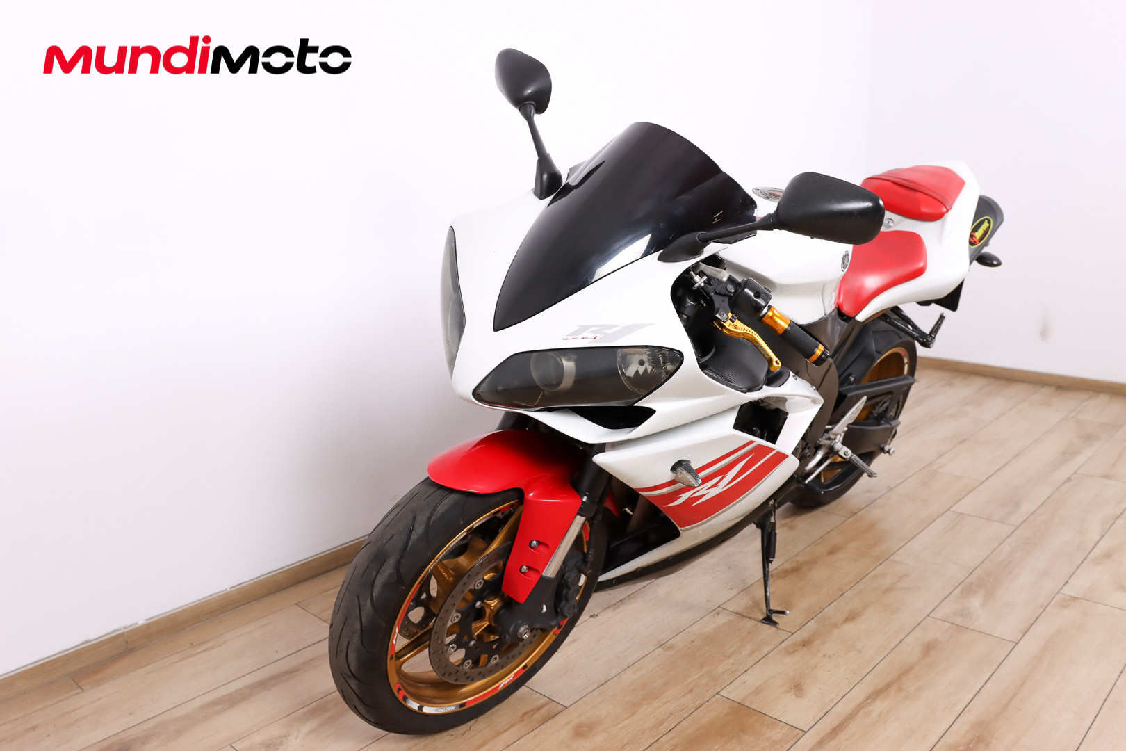 YAMAHA YZF R1YAMAHA8 YAMAHA YZF R1YAMAHA8