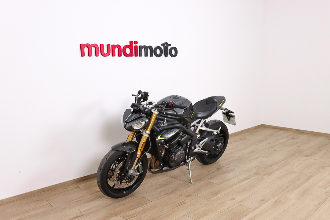 TRIUMPH SPEED TRIPLE 1200 RSTRIUMPH8 TRIUMPH SPEED TRIPLE 1200 RSTRIUMPH8