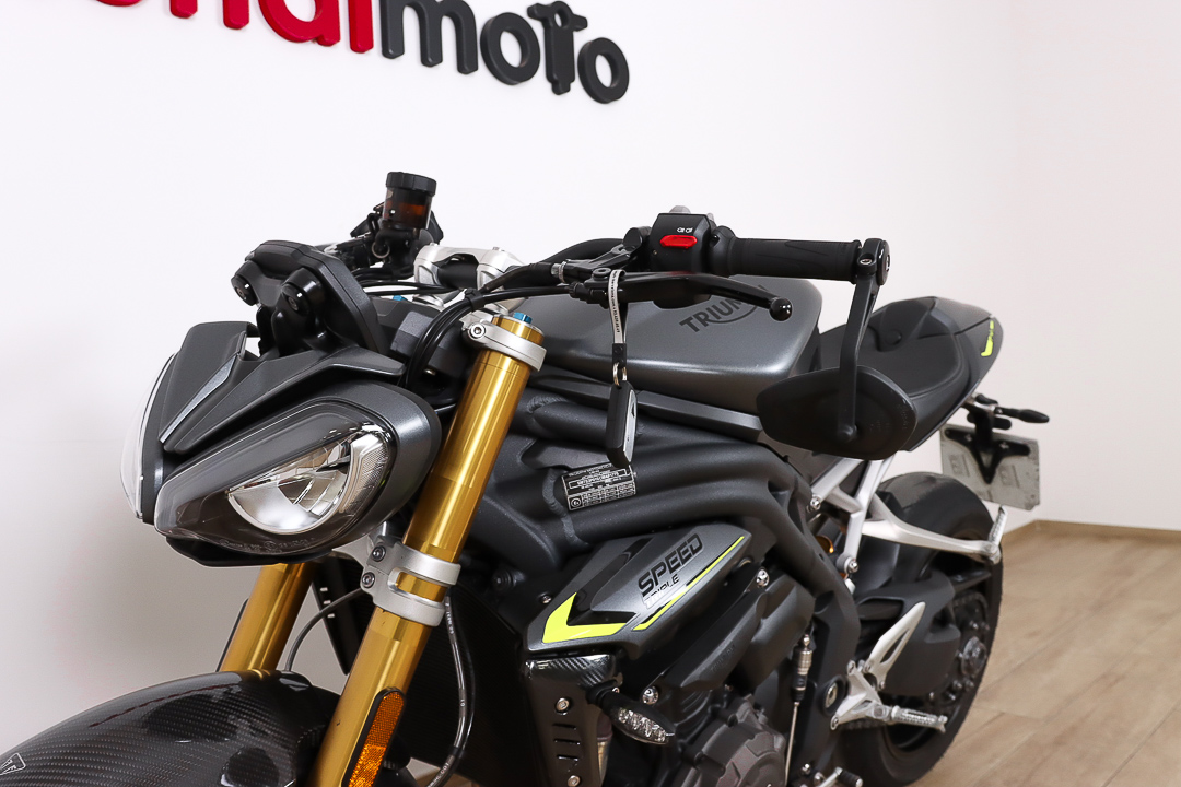 TRIUMPH SPEED TRIPLE 1200 RSTRIUMPH11 TRIUMPH SPEED TRIPLE 1200 RSTRIUMPH11