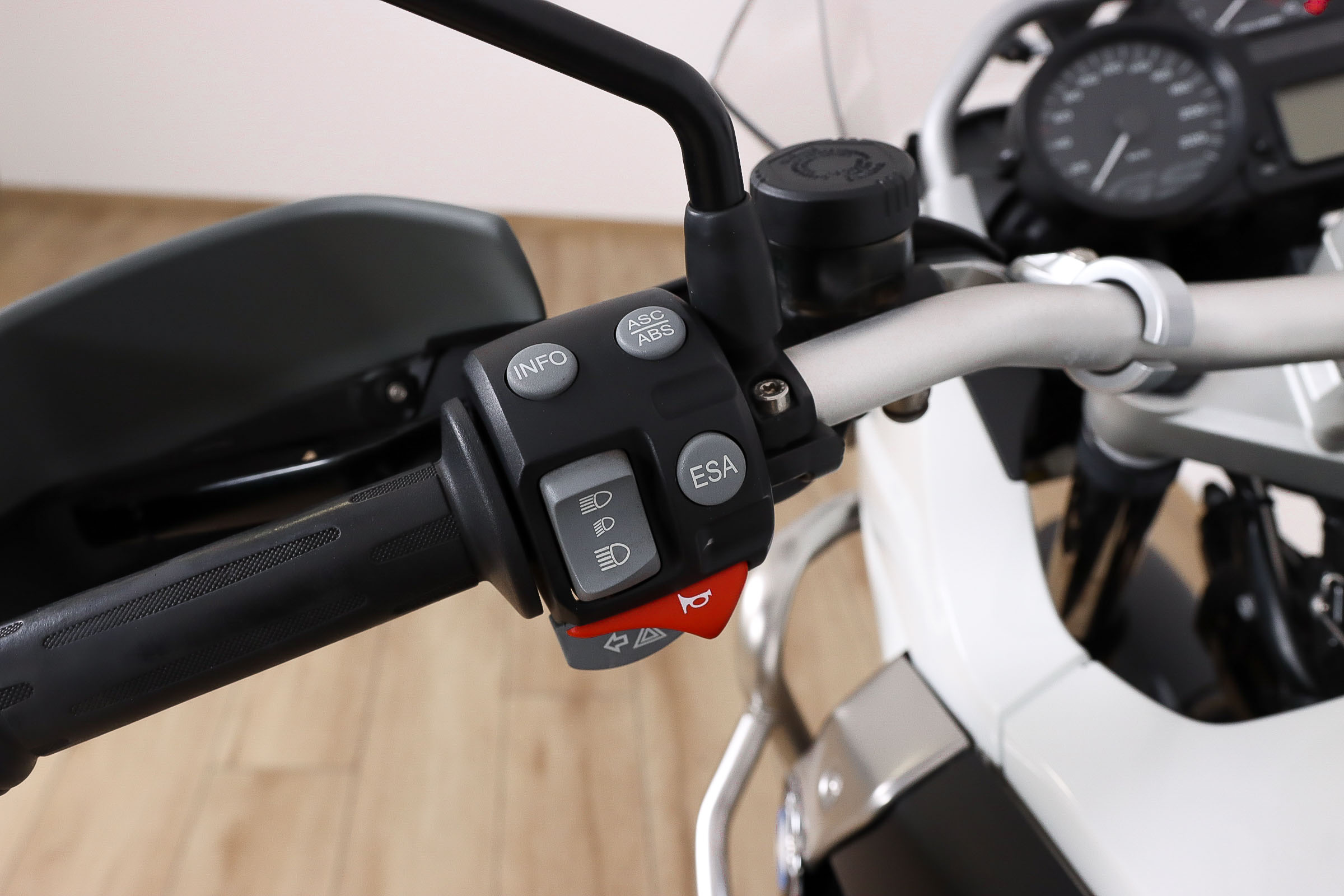 BMW R 1200 GSBMW12 BMW R 1200 GSBMW12