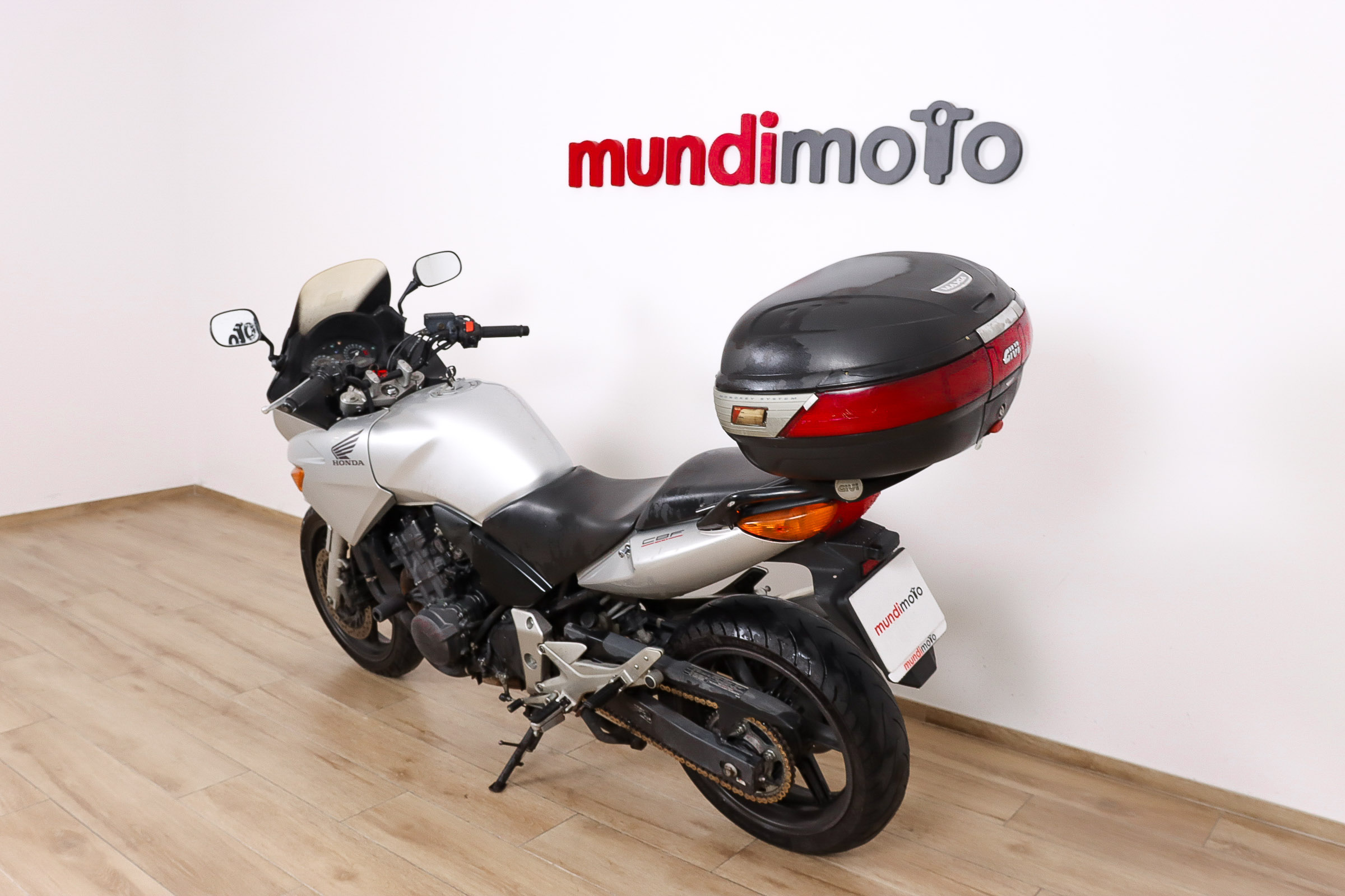 HONDA CBF 600SHONDA8 HONDA CBF 600SHONDA8