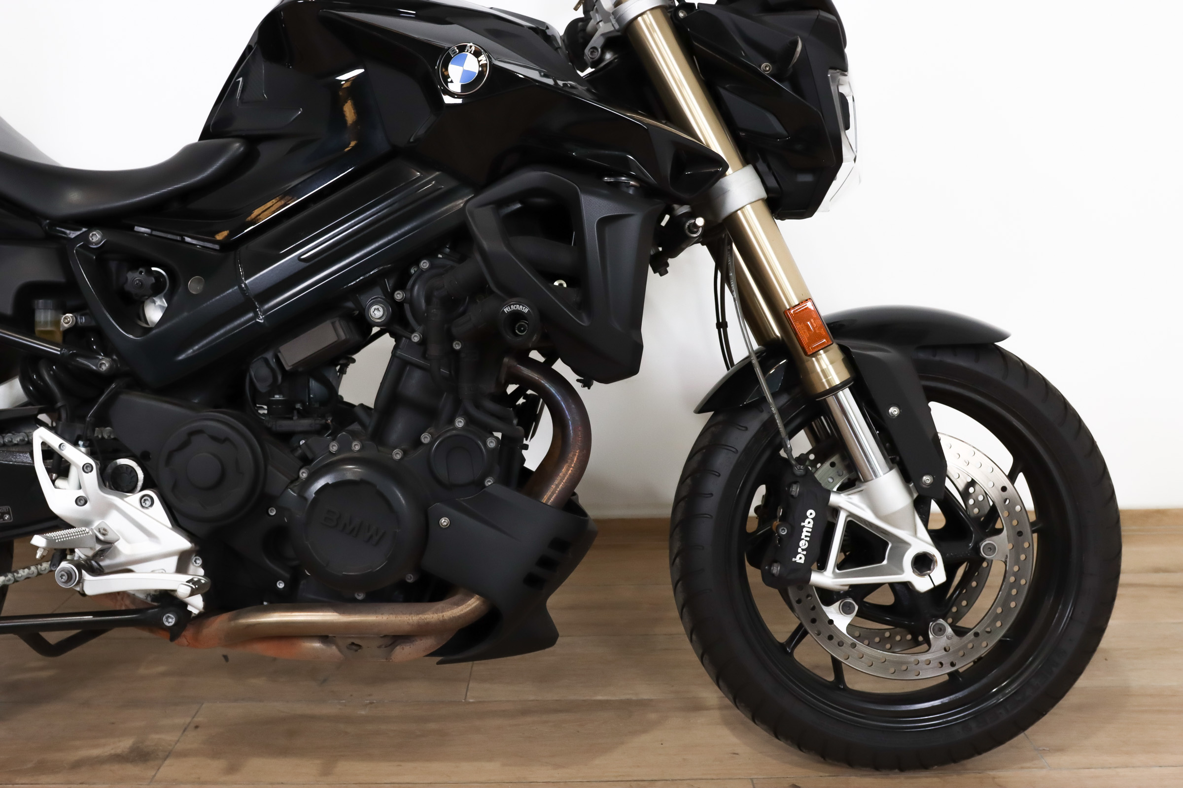 BMW F800 R promoBMW5 BMW F800 R promoBMW5