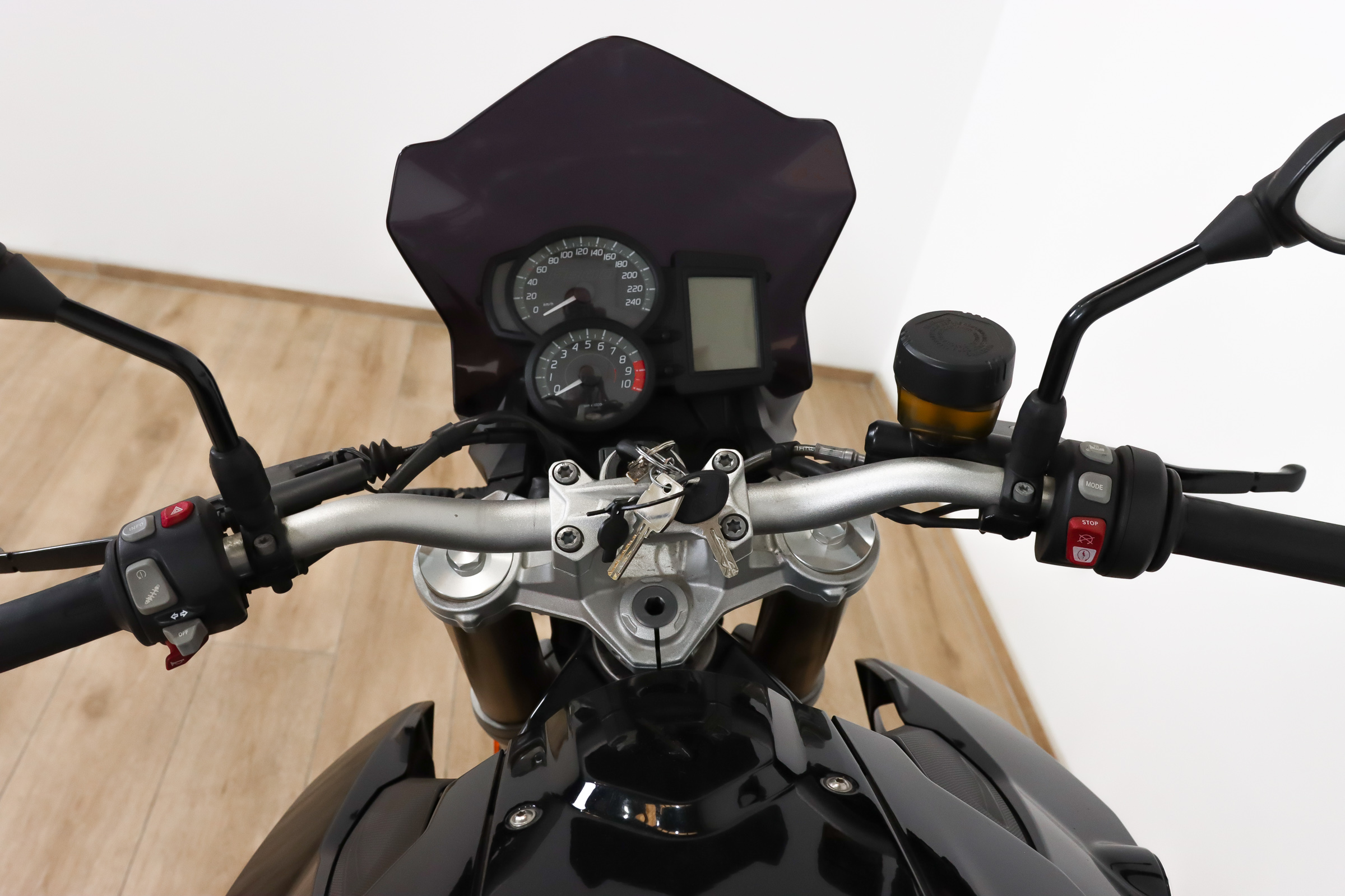 BMW F800 R promoBMW13 BMW F800 R promoBMW13