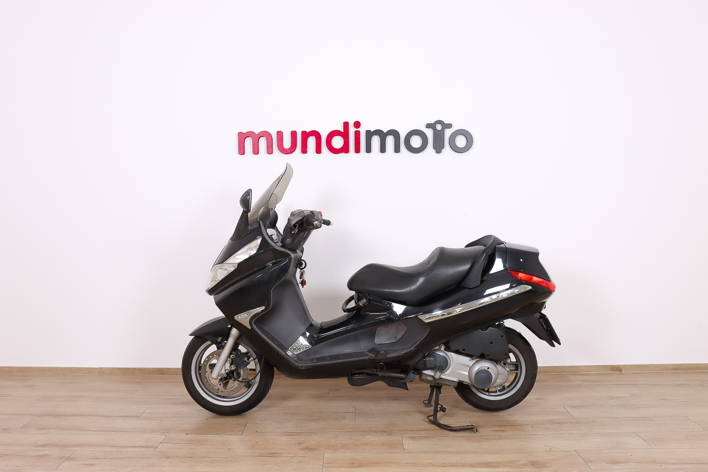 PIAGGIO X8 125PIAGGIO3 PIAGGIO X8 125PIAGGIO3