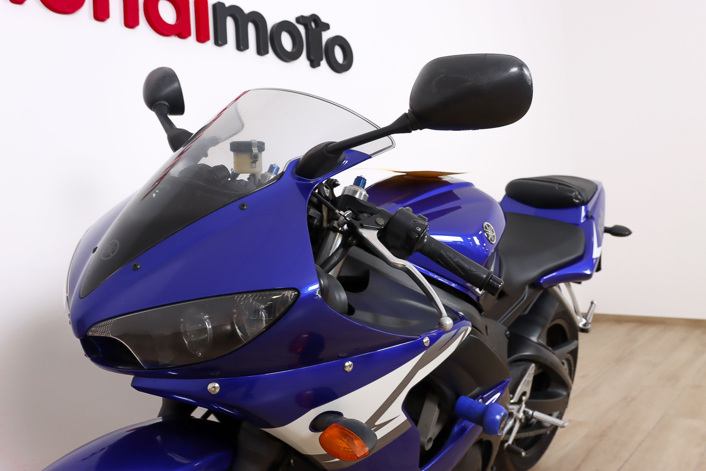 YAMAHA YZF R6YAMAHA10 YAMAHA YZF R6YAMAHA10