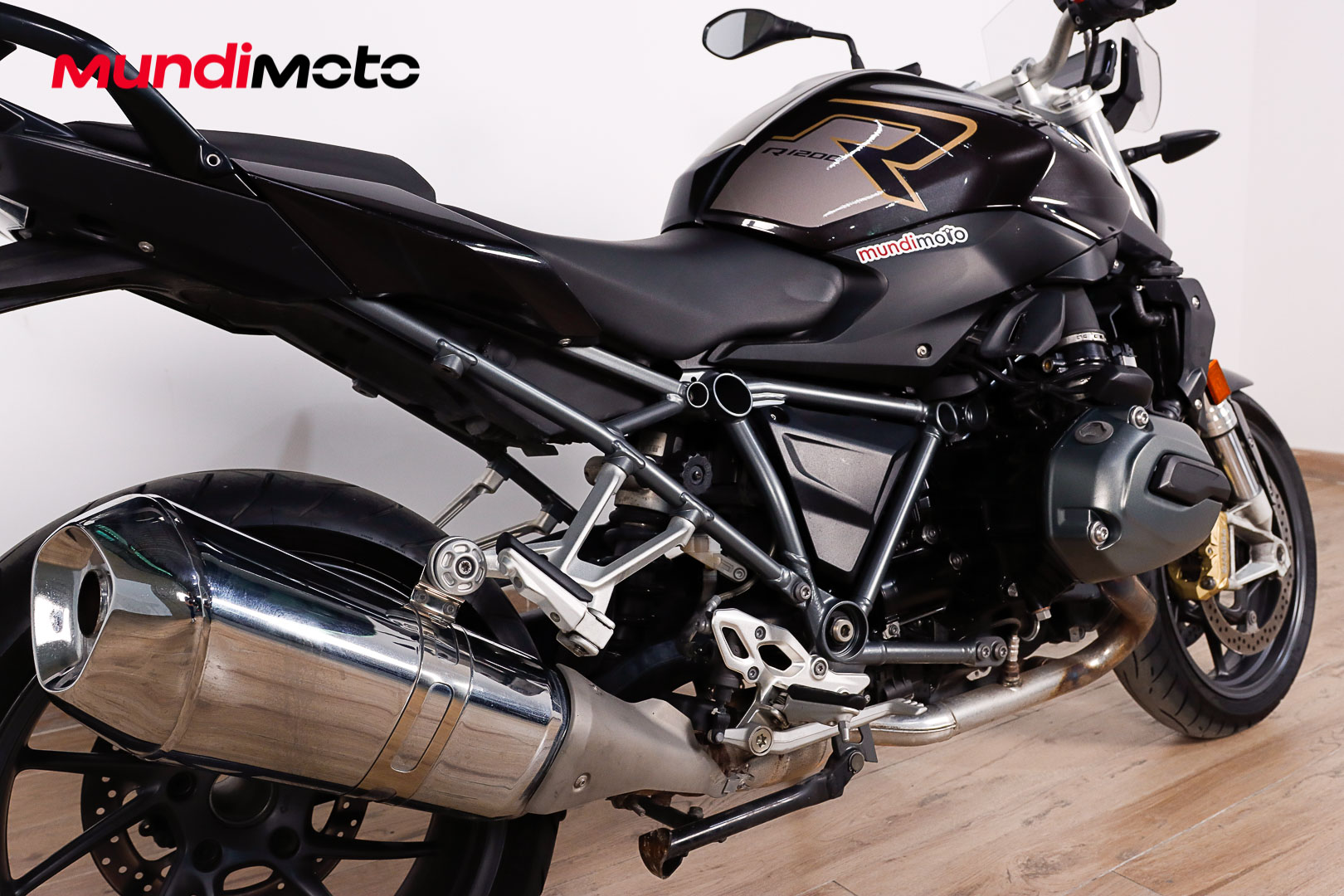 BMW R 1200 R promoBMW3 BMW R 1200 R promoBMW3