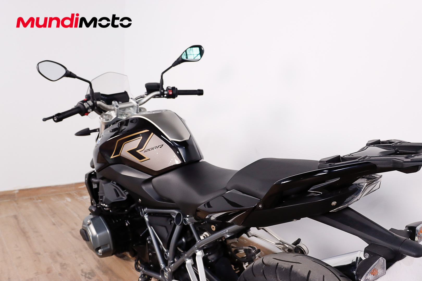 BMW R 1200 R promoBMW9 BMW R 1200 R promoBMW9