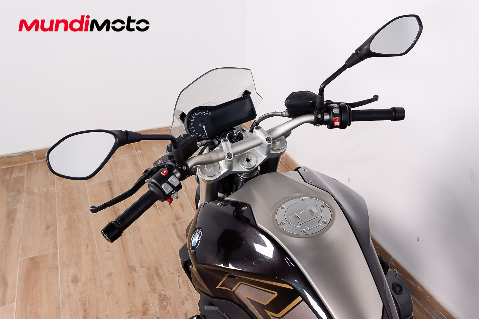 BMW R 1200 R promoBMW10 BMW R 1200 R promoBMW10