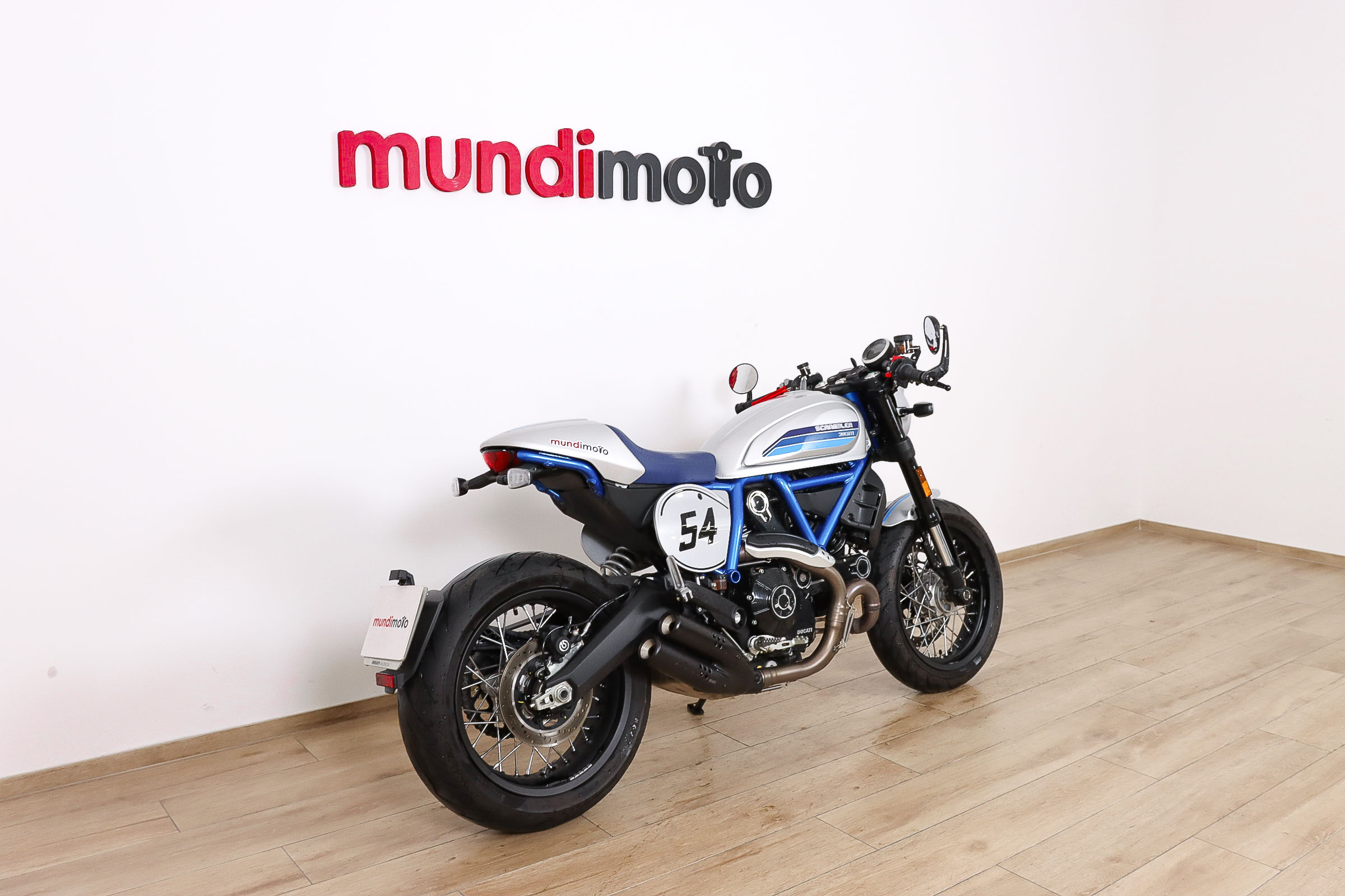 DUCATI Scrambler Café RacerDUCATI2 DUCATI Scrambler Café RacerDUCATI2