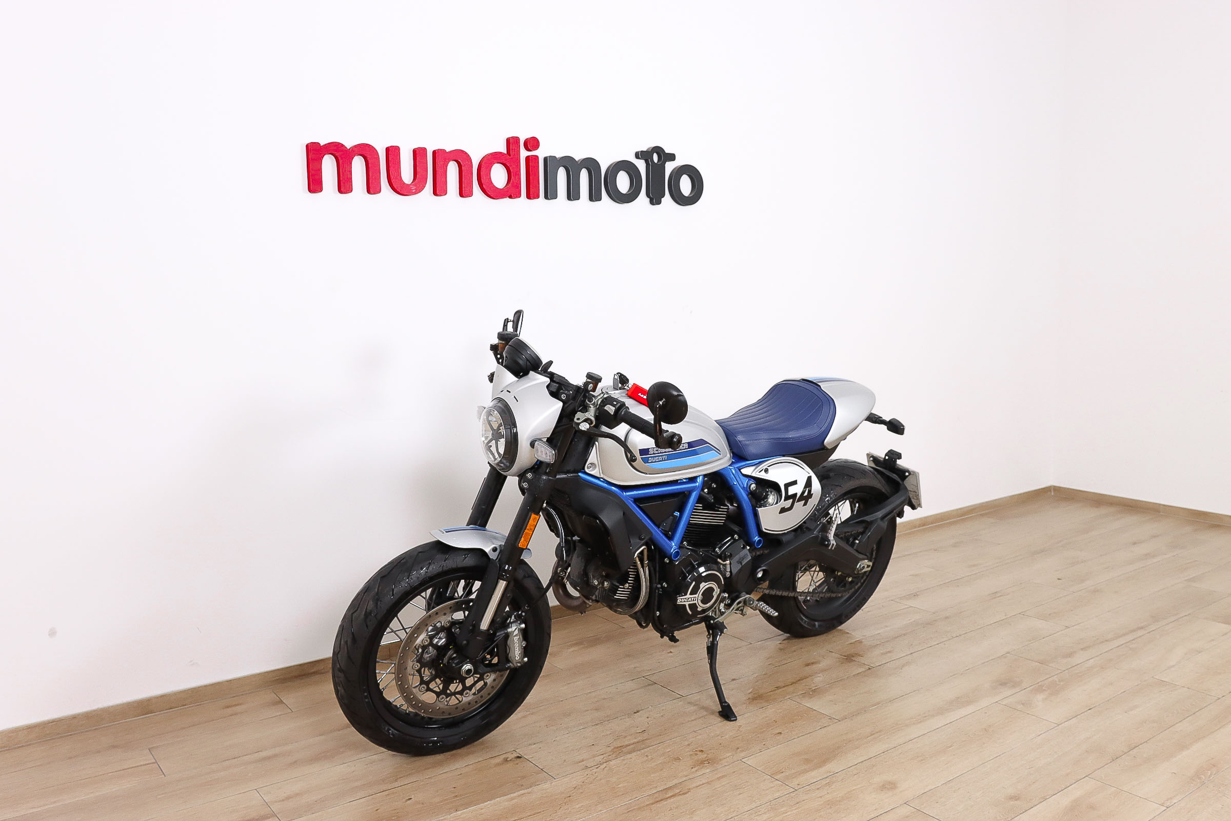 DUCATI Scrambler Café RacerDUCATI9 DUCATI Scrambler Café RacerDUCATI9