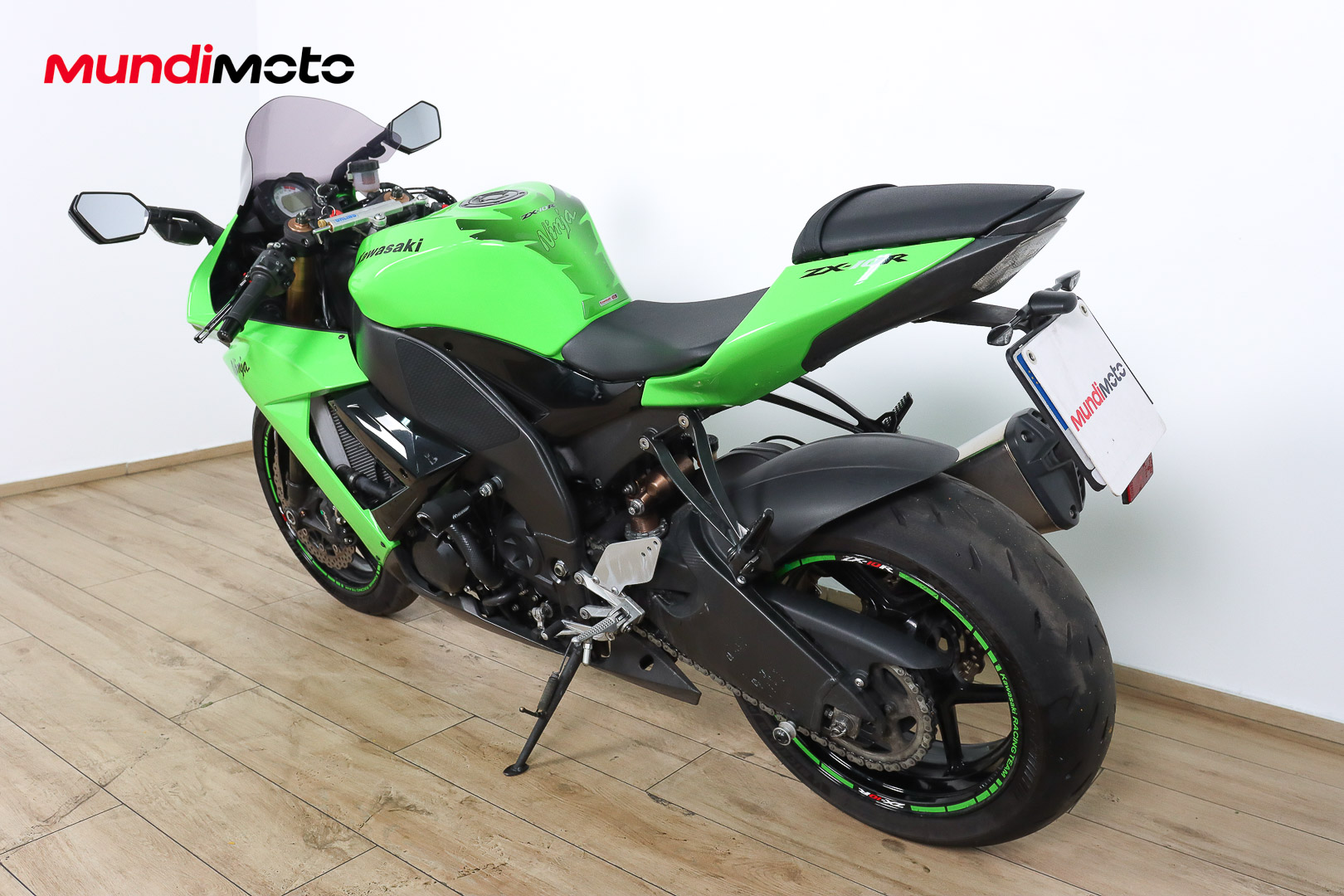 KAWASAKI ZX 10RKAWASAKI8 KAWASAKI ZX 10RKAWASAKI8
