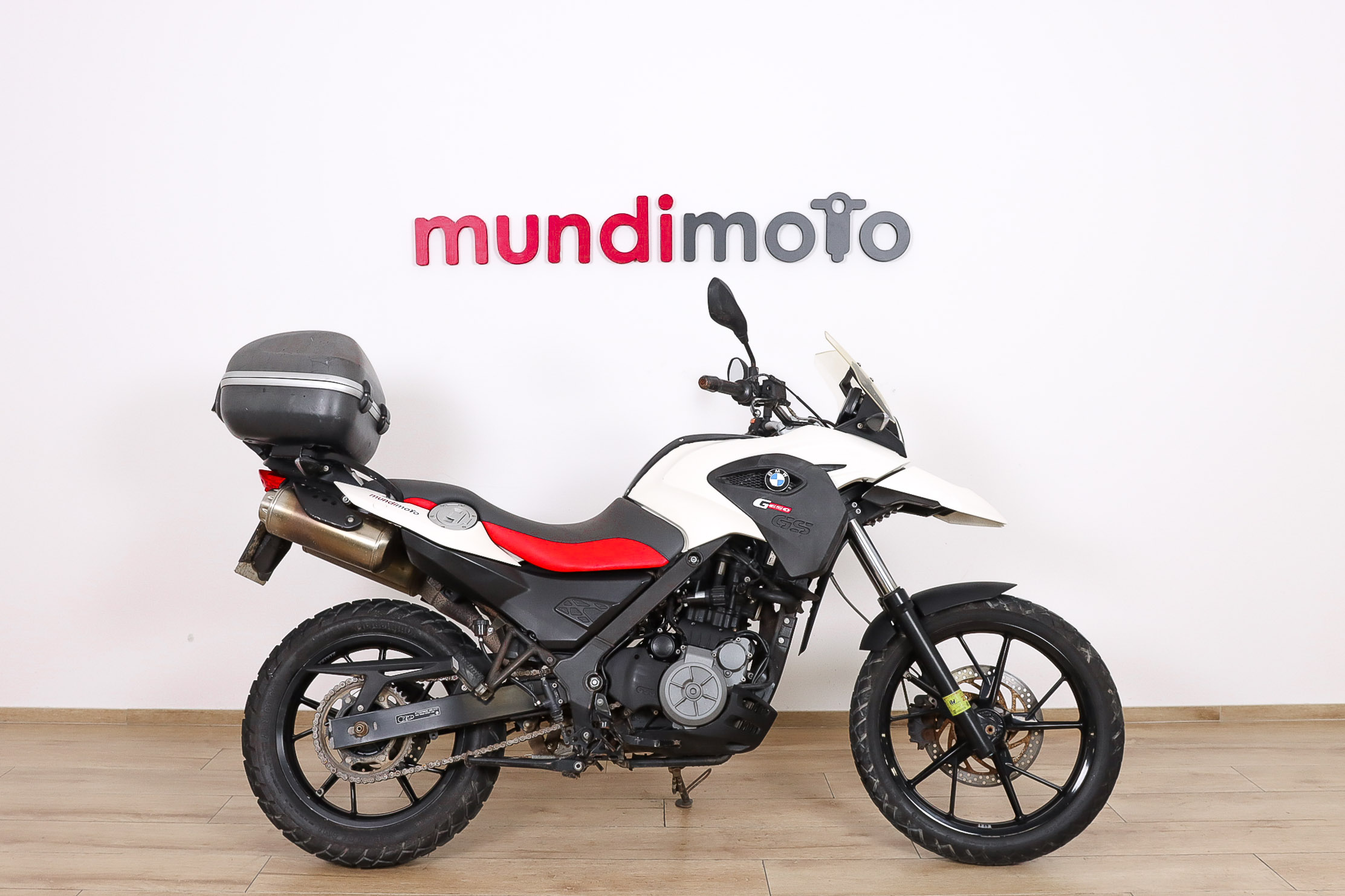 BMW G 650 GSBMW0 BMW G 650 GSBMW0