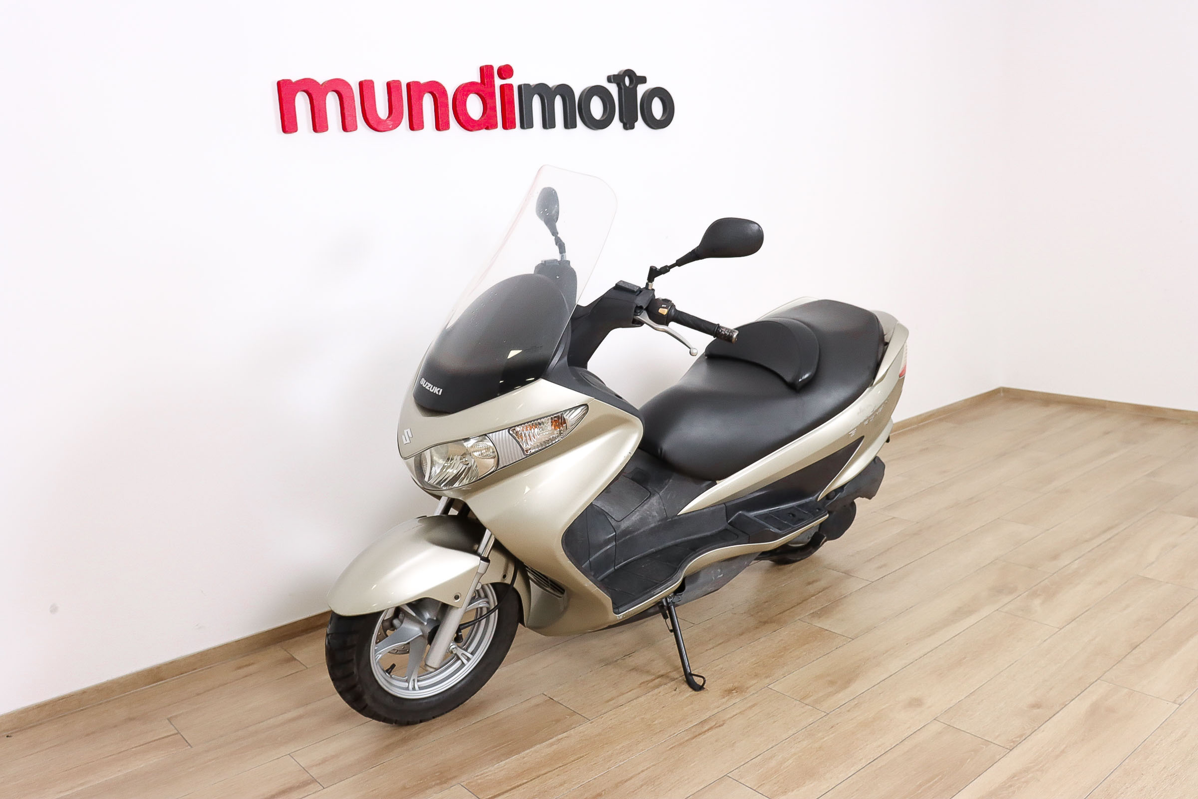 SUZUKI BURGMAN 200SUZUKI4 SUZUKI BURGMAN 200SUZUKI4