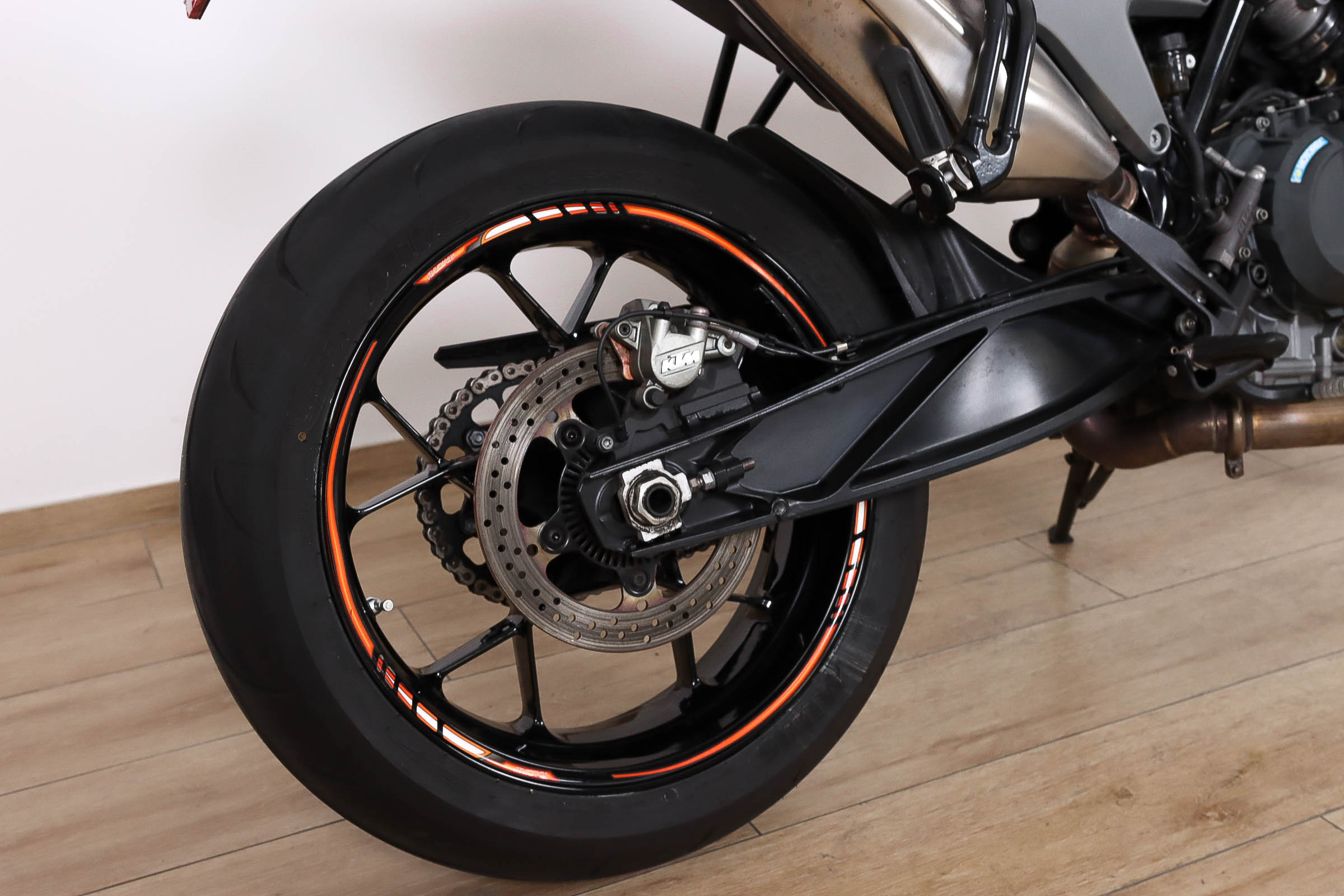 KTM 790 DukeKTM4 KTM 790 DukeKTM4