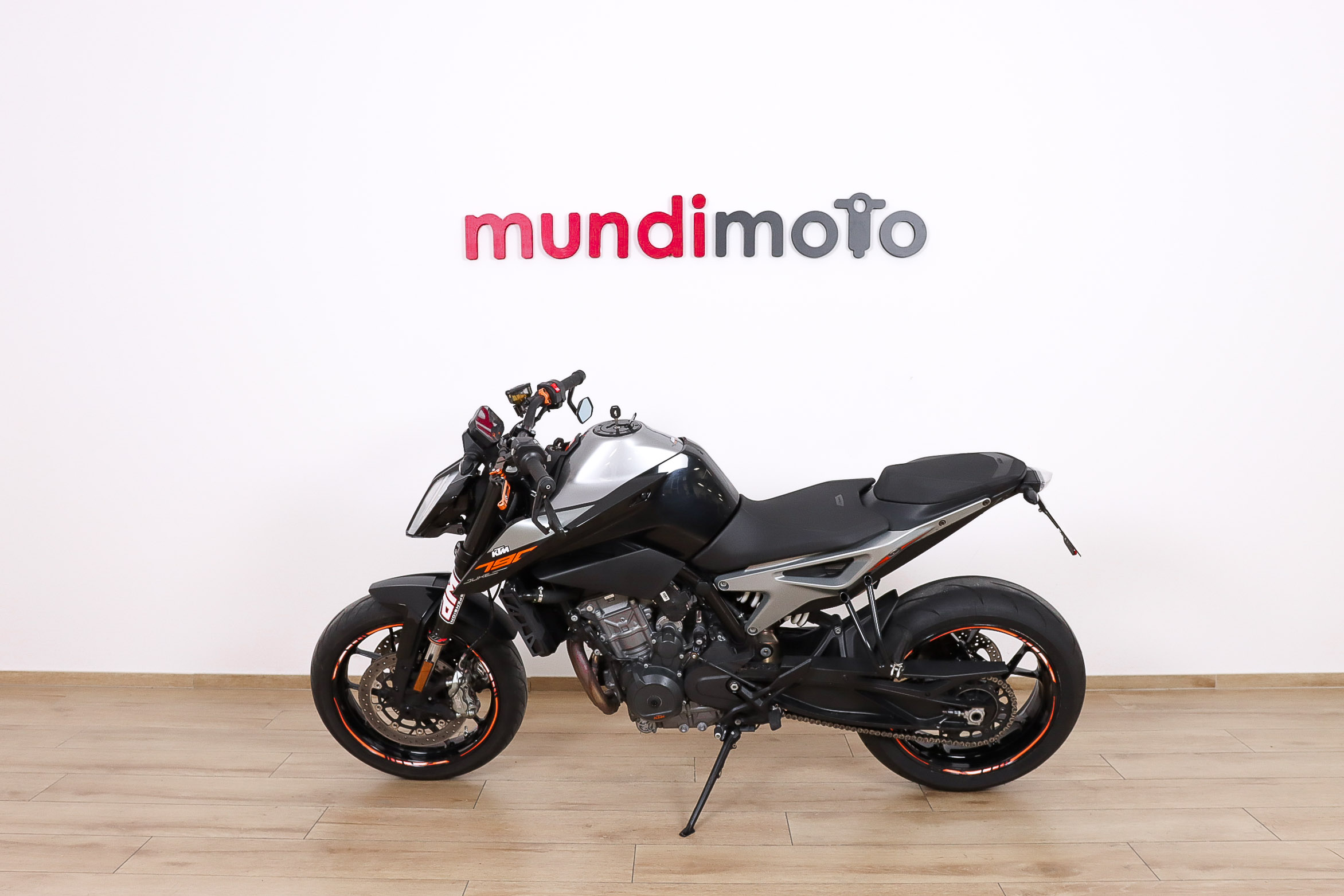KTM 790 DukeKTM7 KTM 790 DukeKTM7