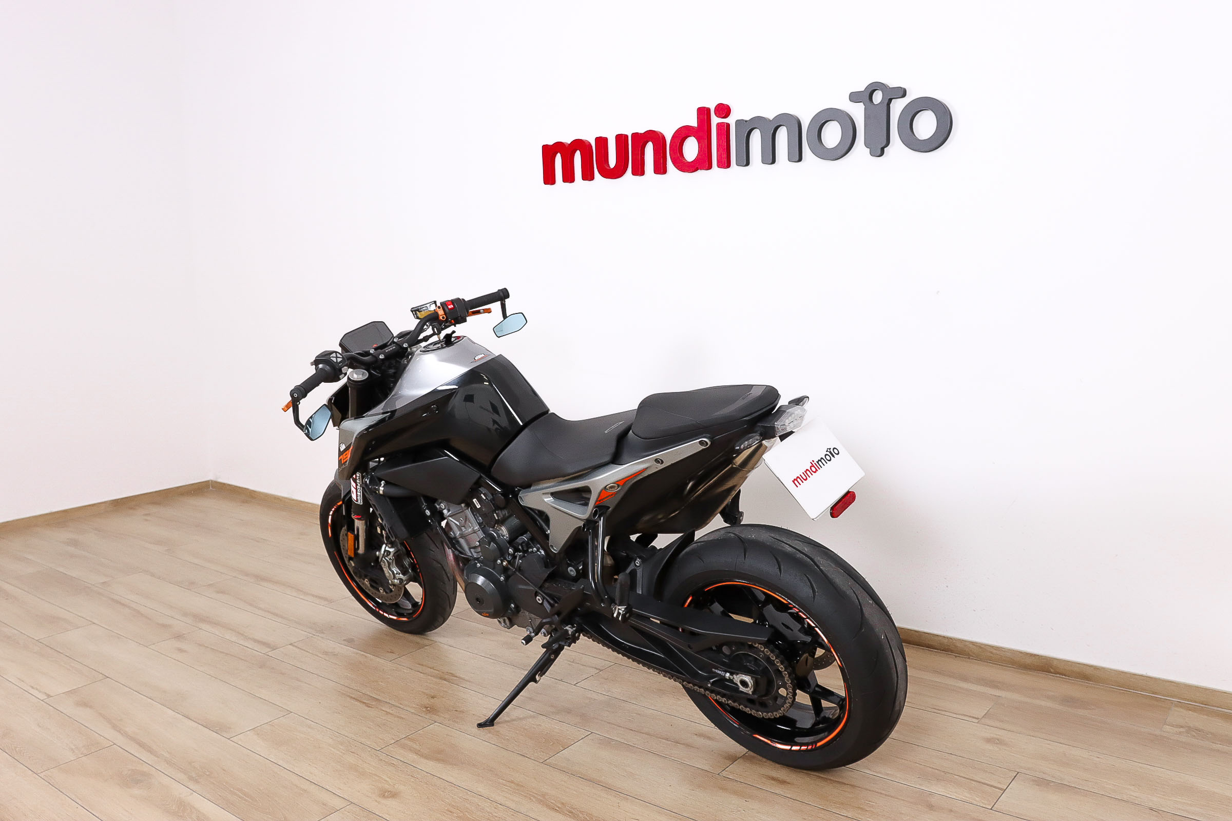 KTM 790 DukeKTM8 KTM 790 DukeKTM8