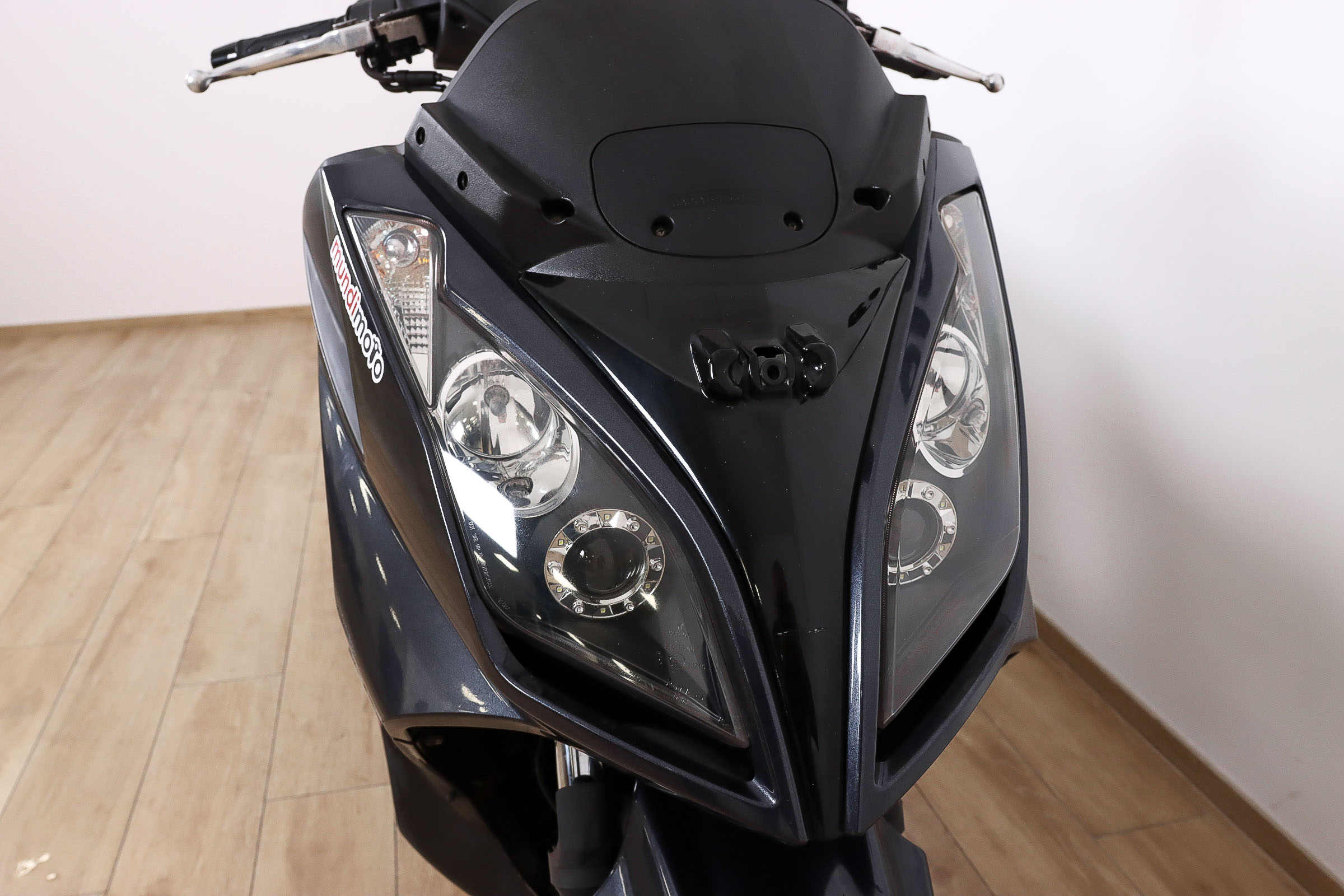 KYMCO Super Dink 125iKYMCO3 KYMCO Super Dink 125iKYMCO3