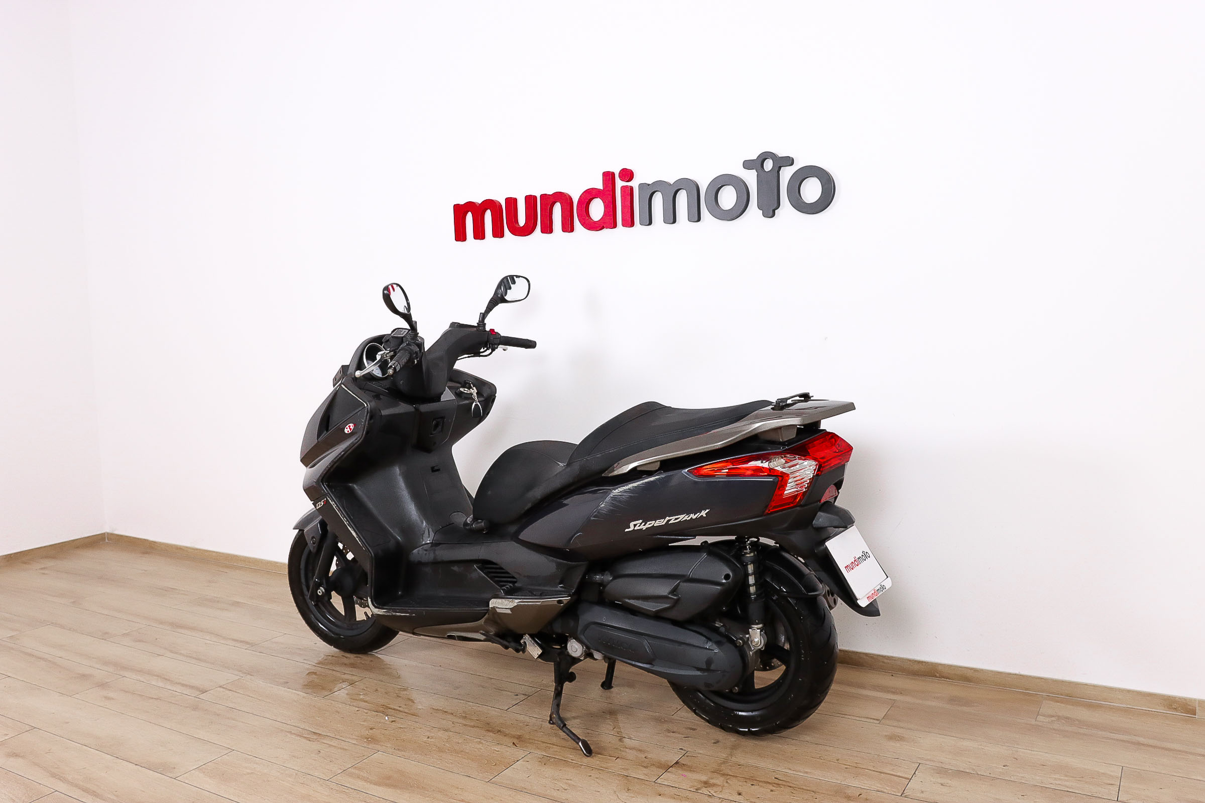 KYMCO Super Dink 125iKYMCO8 KYMCO Super Dink 125iKYMCO8