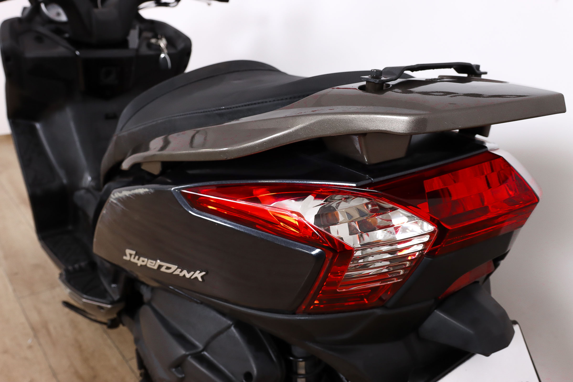 KYMCO Super Dink 125iKYMCO10 KYMCO Super Dink 125iKYMCO10