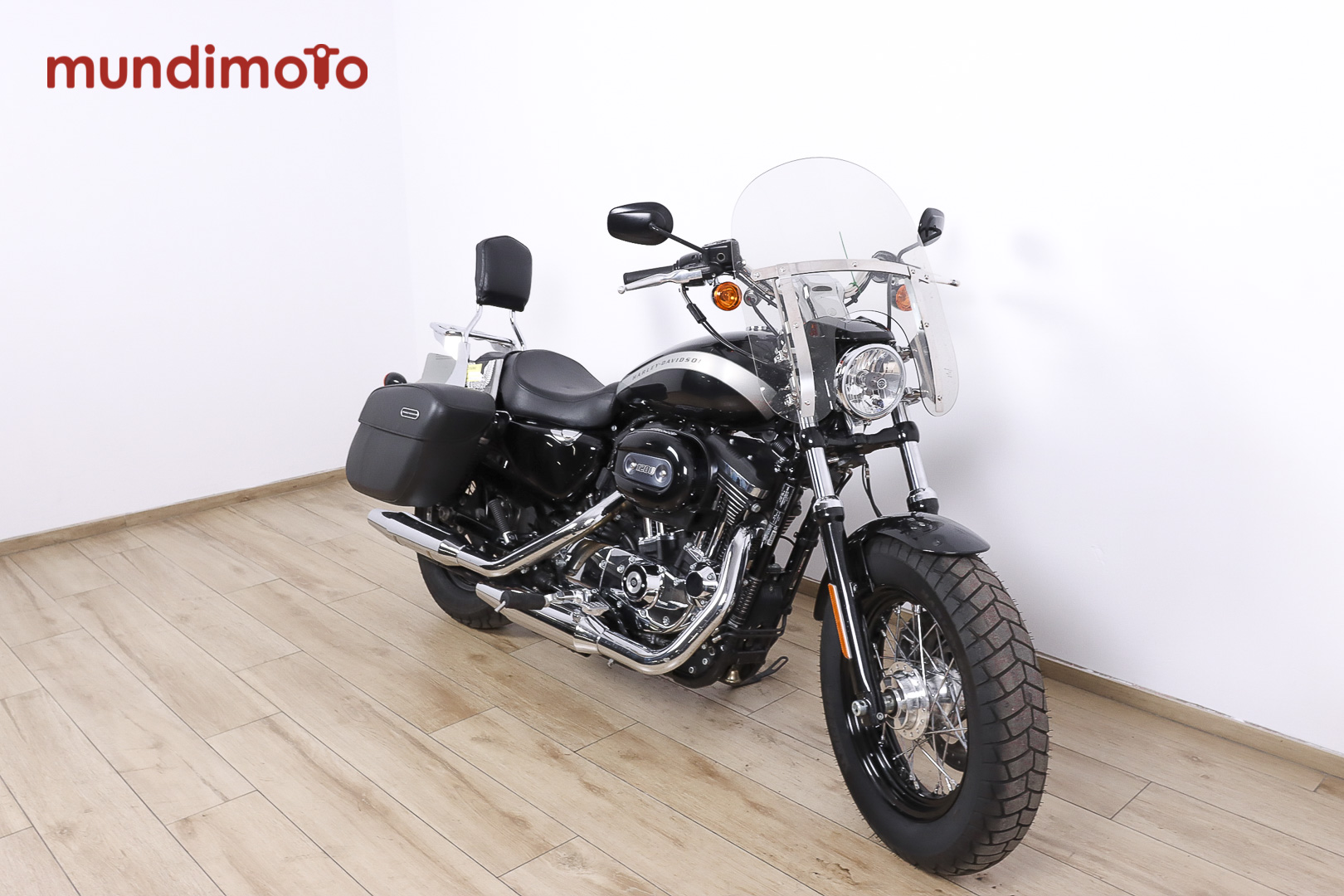 HARLEY DAVIDSON Sportster 1200 CustomHARLEY DAVIDSON1 HARLEY DAVIDSON Sportster 1200 CustomHARLEY DAVIDSON1