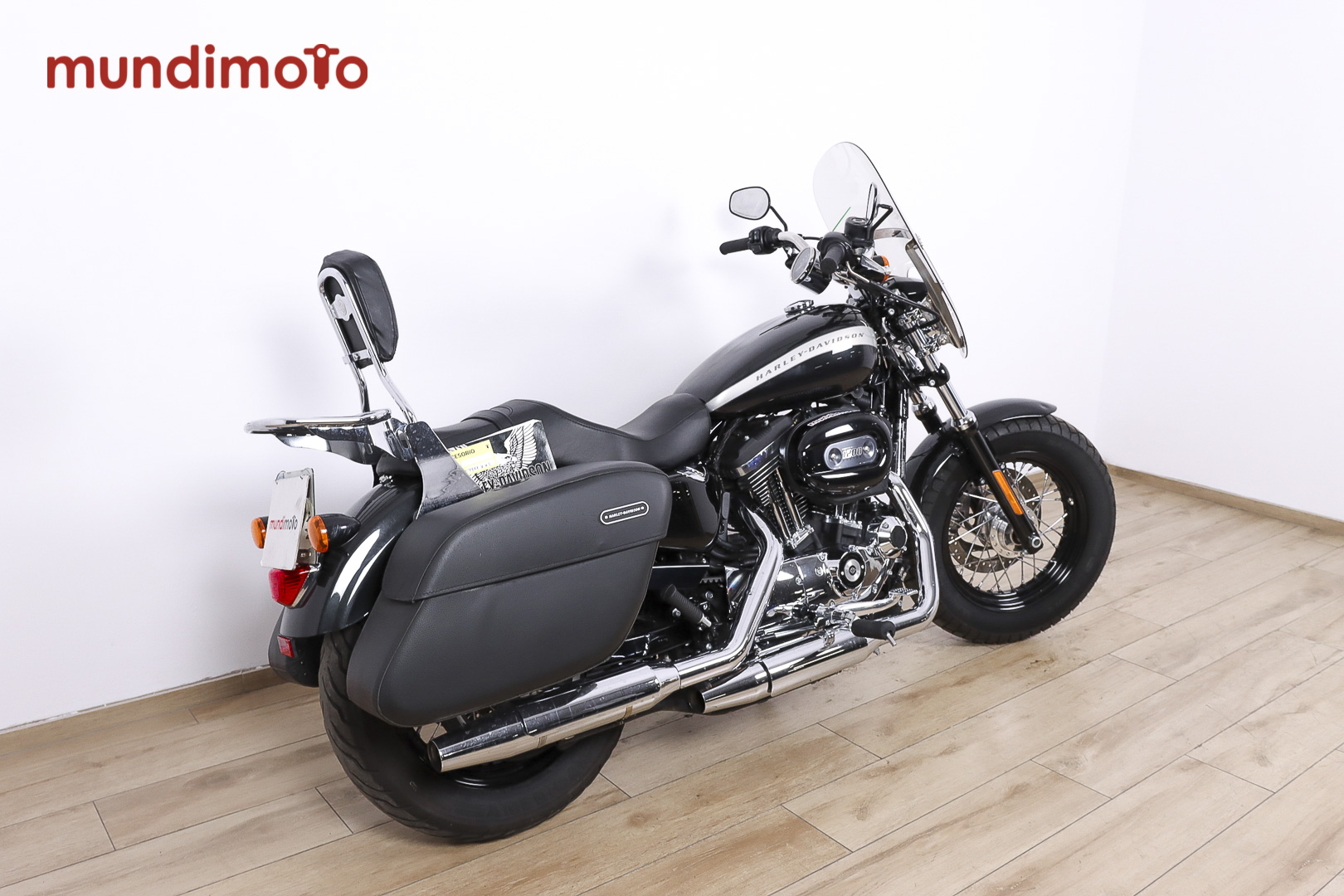 HARLEY DAVIDSON Sportster 1200 CustomHARLEY DAVIDSON2 HARLEY DAVIDSON Sportster 1200 CustomHARLEY DAVIDSON2