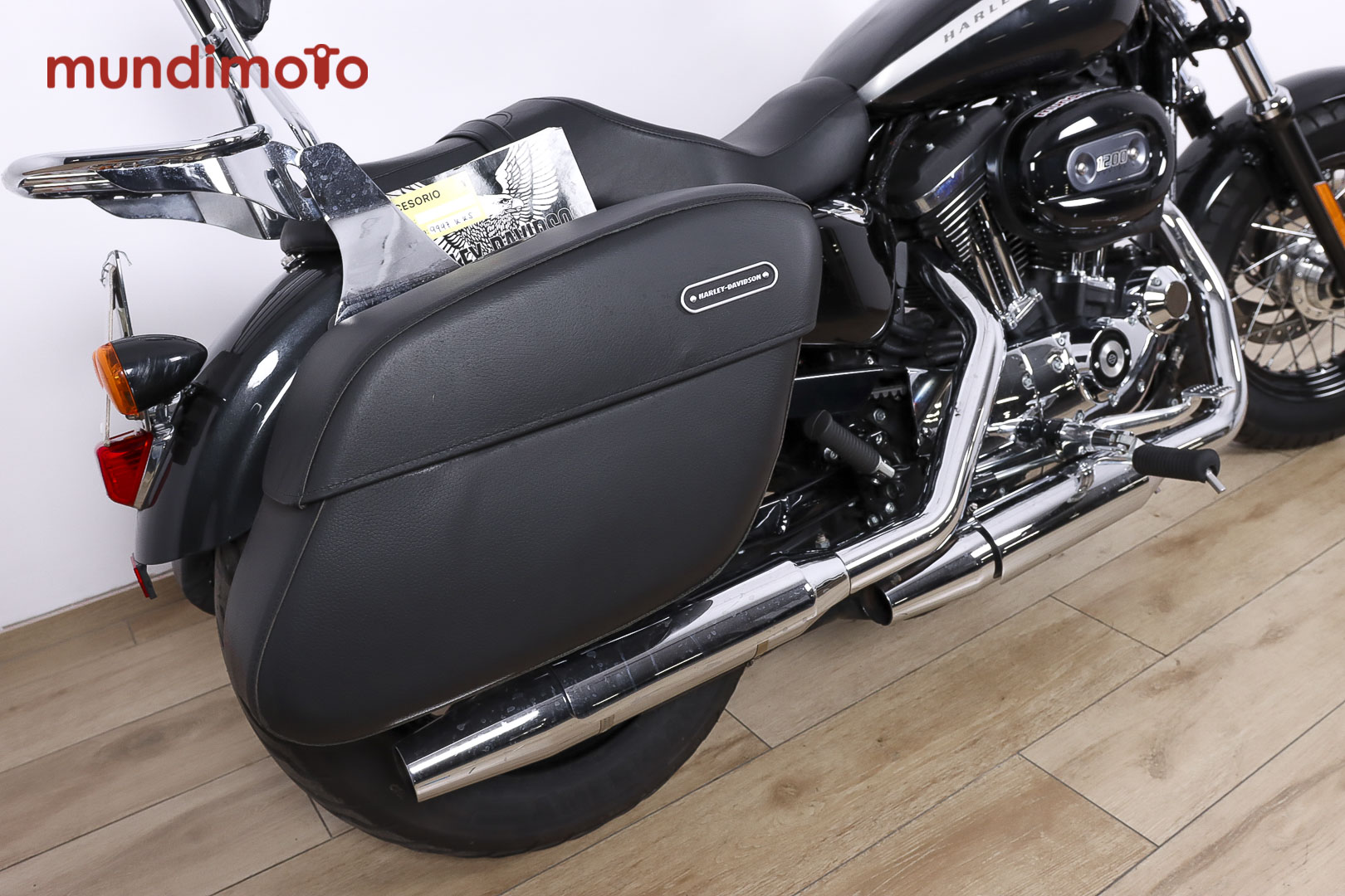 HARLEY DAVIDSON Sportster 1200 CustomHARLEY DAVIDSON4 HARLEY DAVIDSON Sportster 1200 CustomHARLEY DAVIDSON4