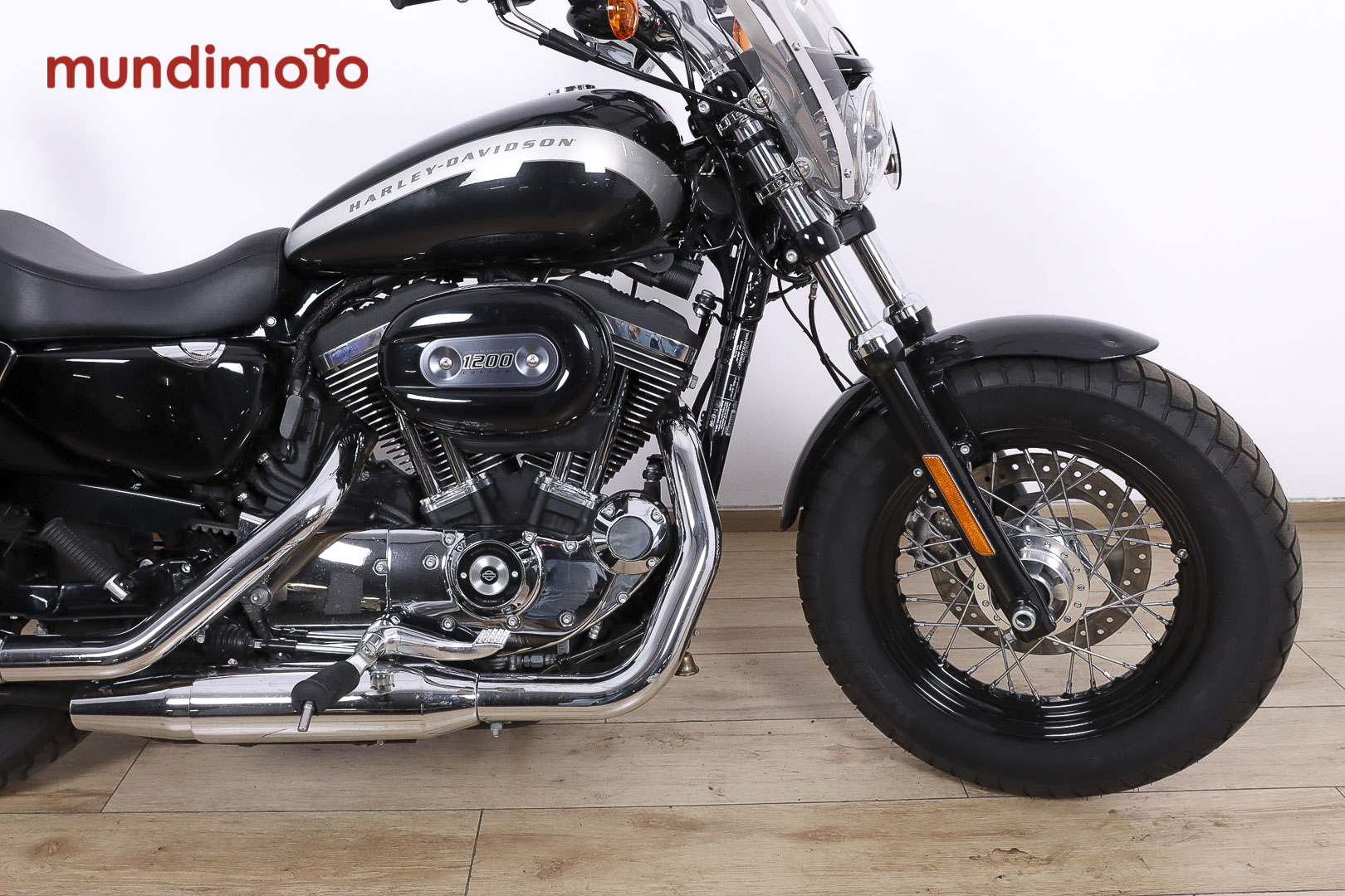 HARLEY DAVIDSON Sportster 1200 CustomHARLEY DAVIDSON6 HARLEY DAVIDSON Sportster 1200 CustomHARLEY DAVIDSON6