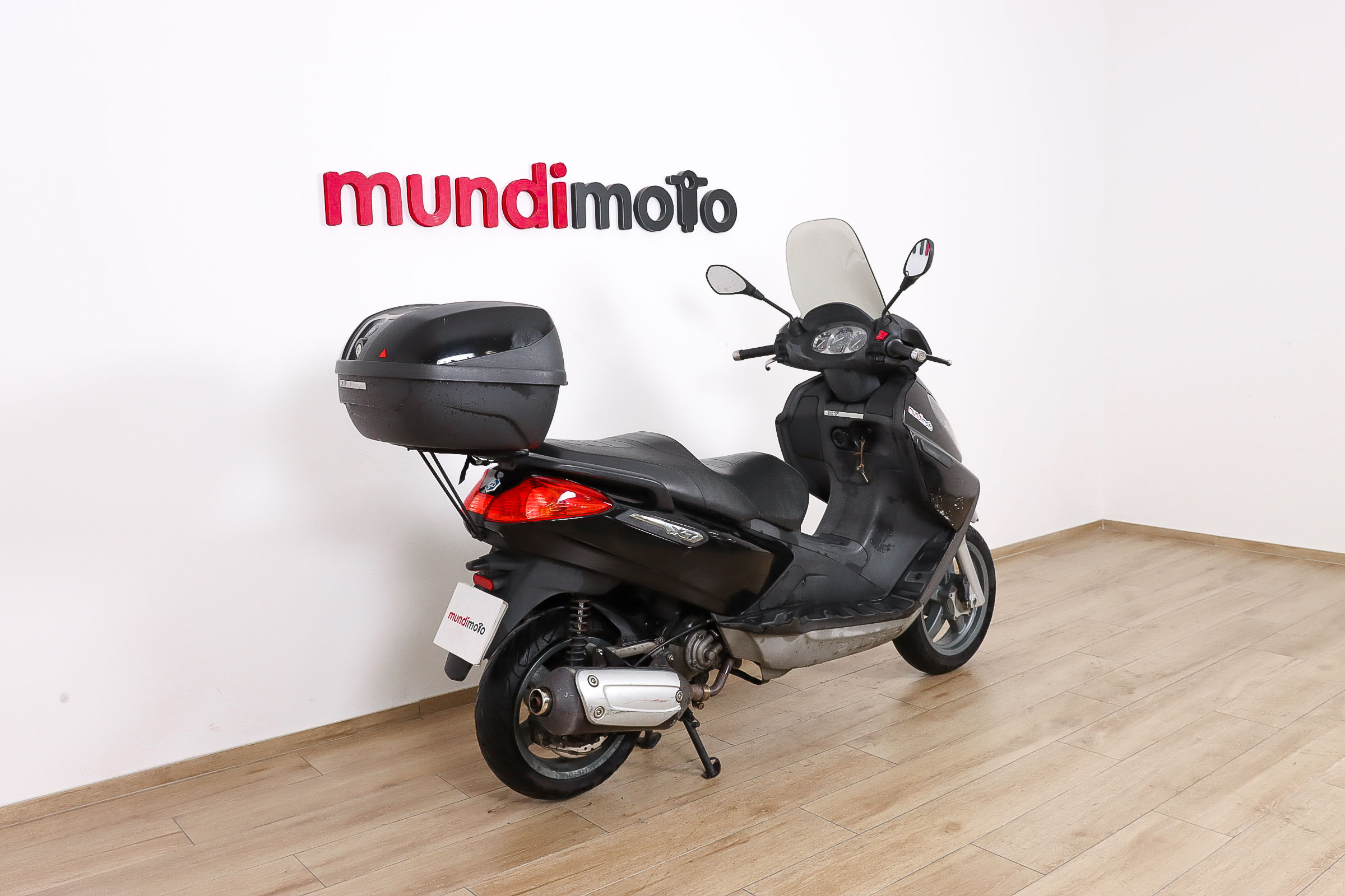 PIAGGIO X7 125PIAGGIO2 PIAGGIO X7 125PIAGGIO2