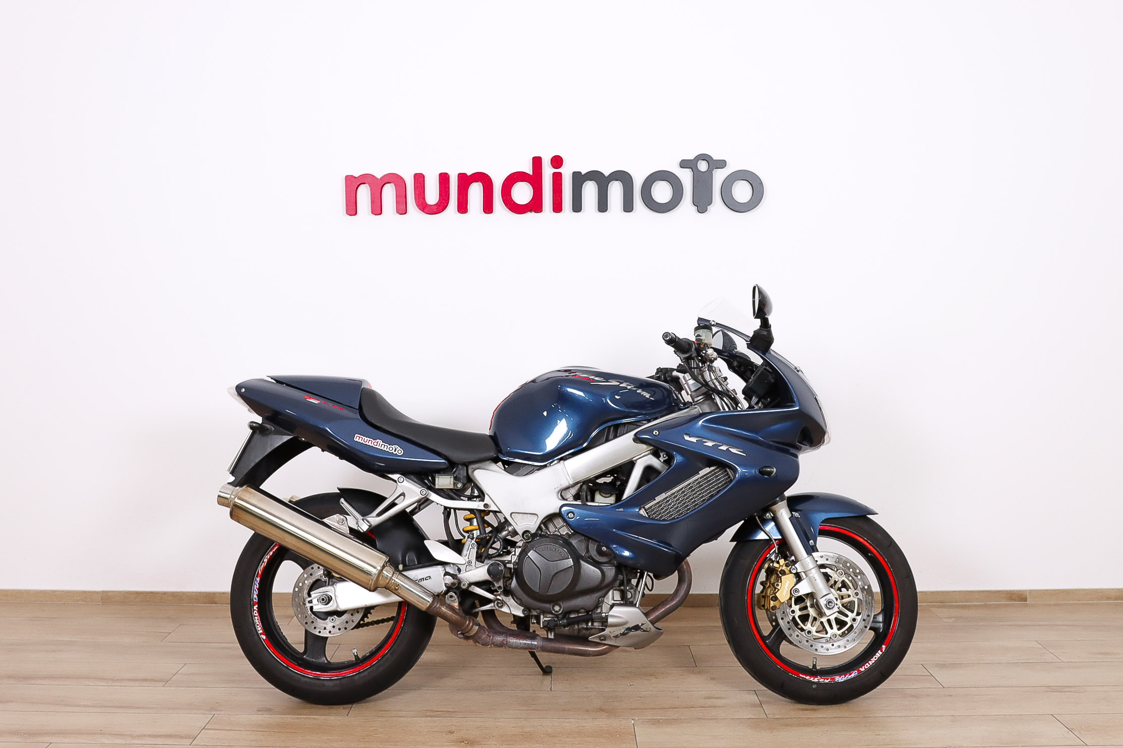 HONDA VTR 1000 F FIRESTORMHONDA0 HONDA VTR 1000 F FIRESTORMHONDA0