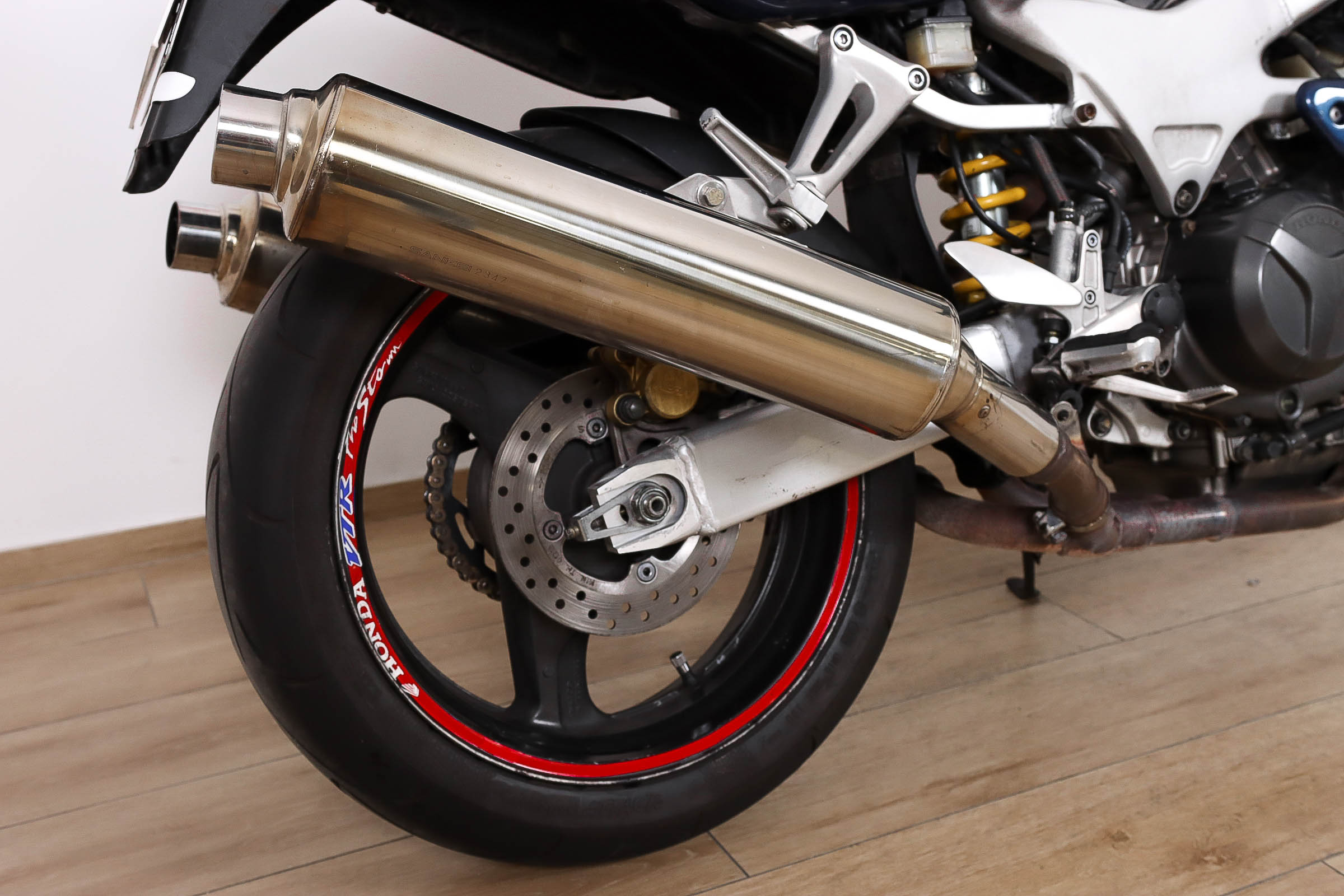 HONDA VTR 1000 F FIRESTORMHONDA4 HONDA VTR 1000 F FIRESTORMHONDA4