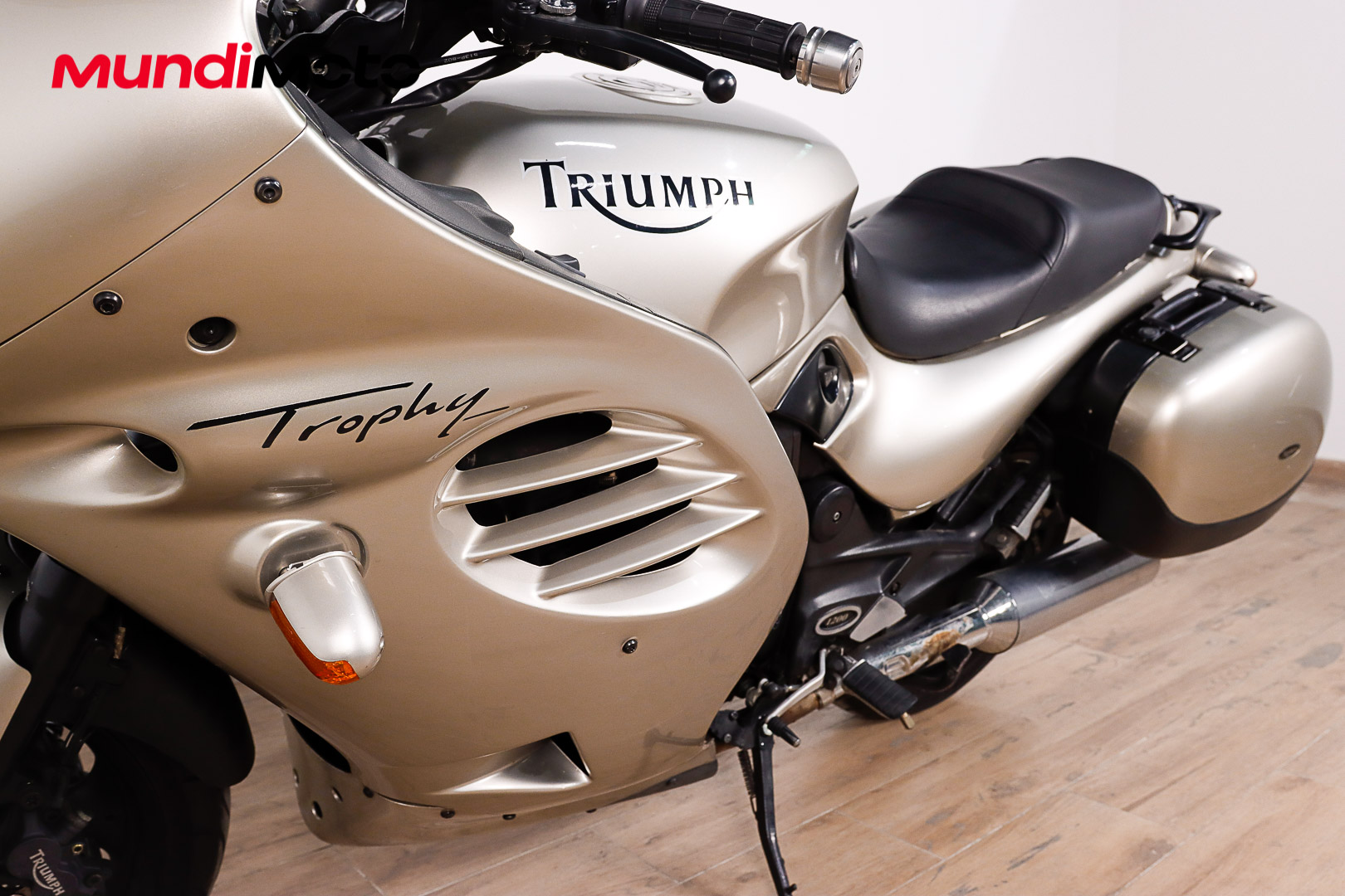 TRIUMPH TROPHY 1200TRIUMPH8 TRIUMPH TROPHY 1200TRIUMPH8