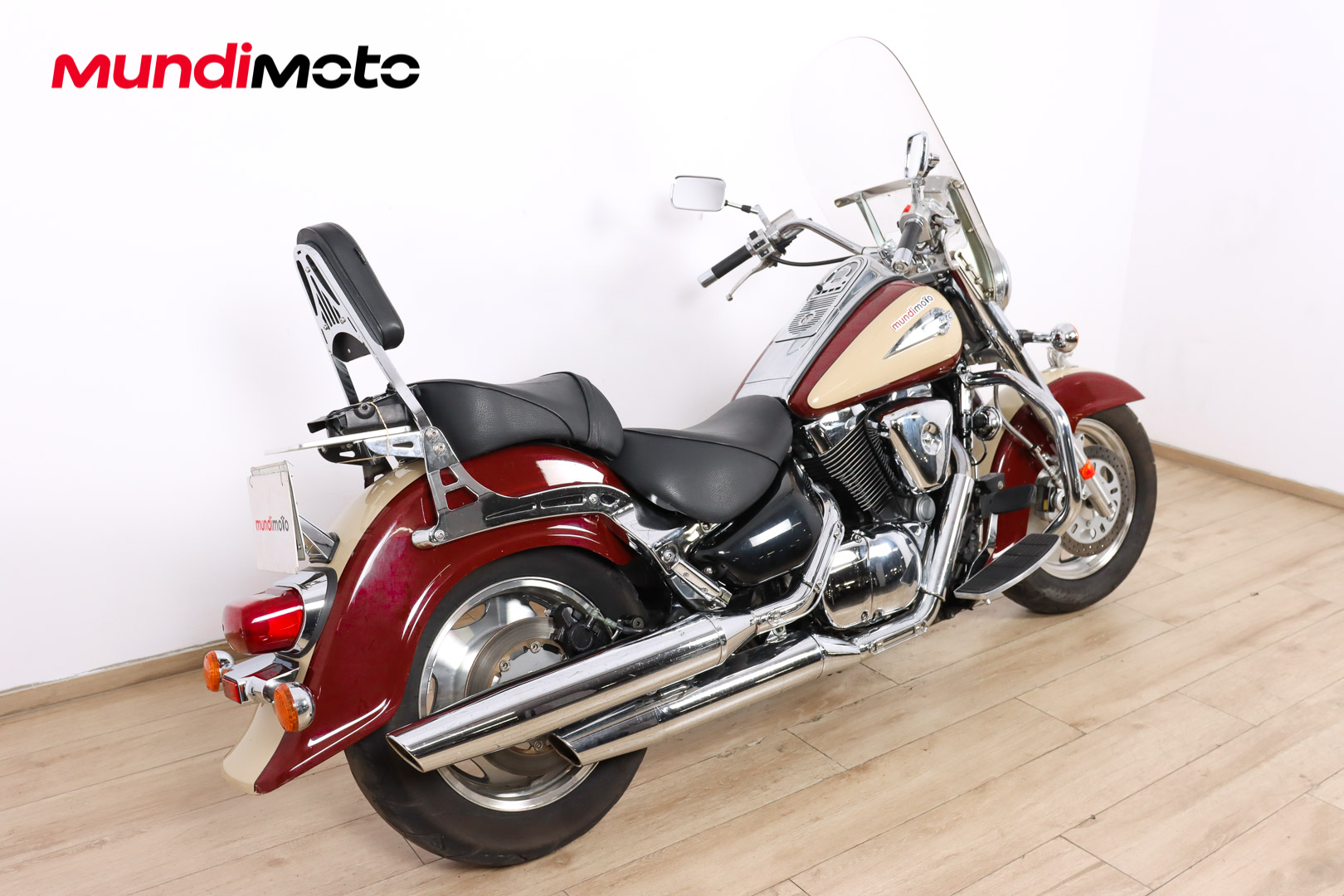 SUZUKI Intruder 1500 LCSUZUKI2 SUZUKI Intruder 1500 LCSUZUKI2